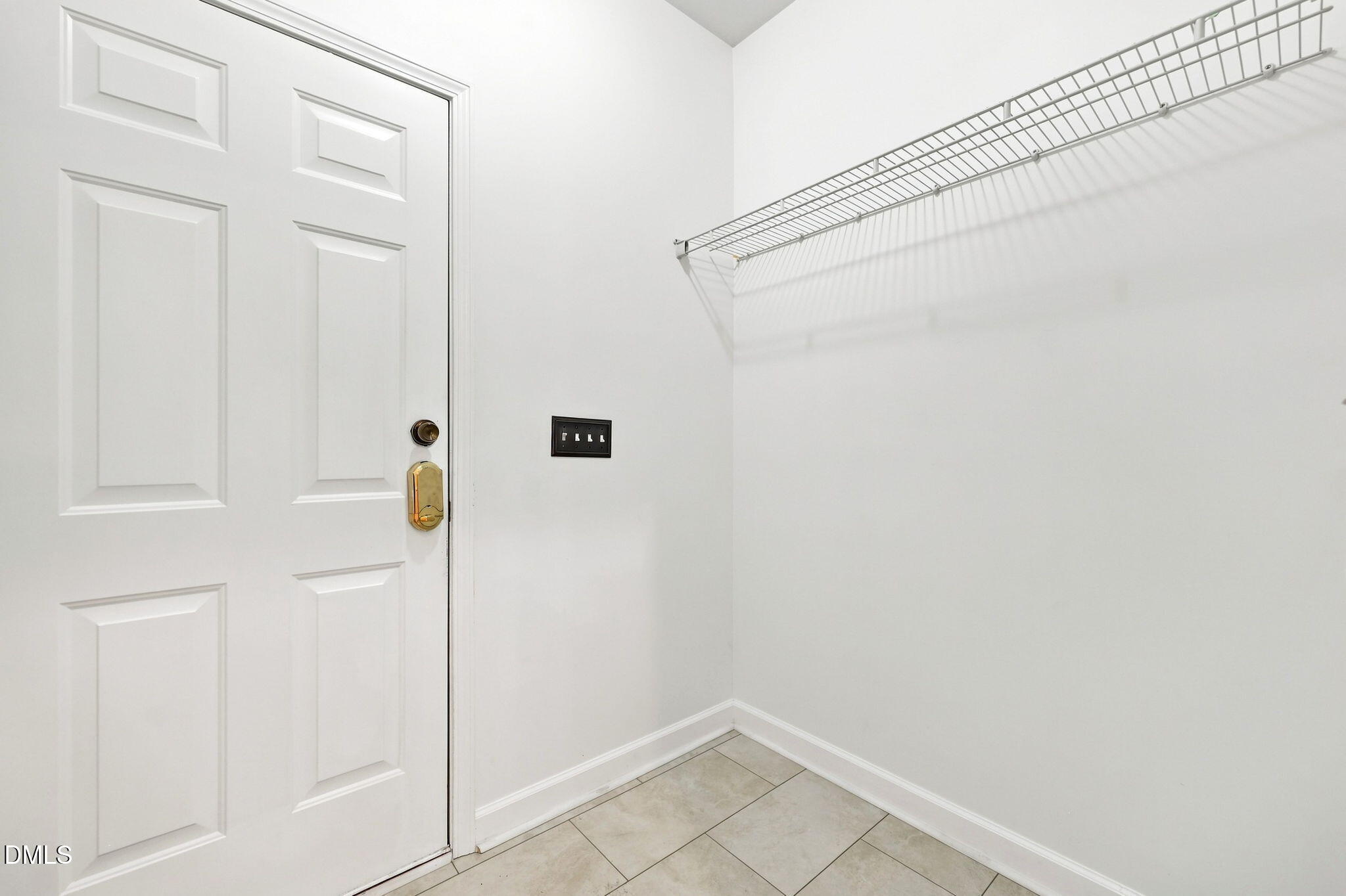 3220 Queensland Road Property Photo 21
