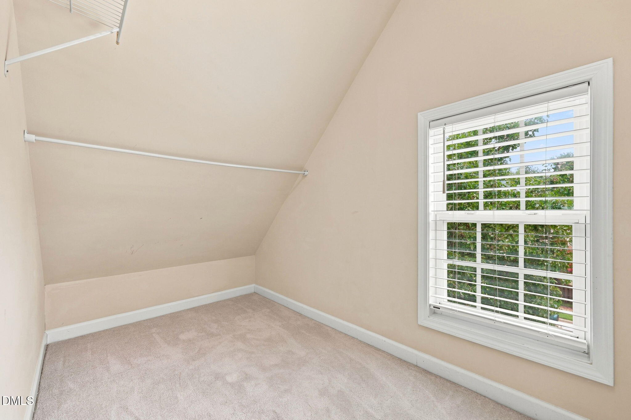 3220 Queensland Road Property Photo 40