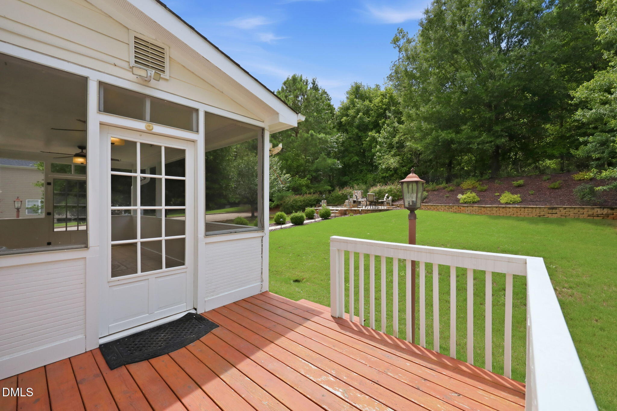 3220 Queensland Road Property Photo 47