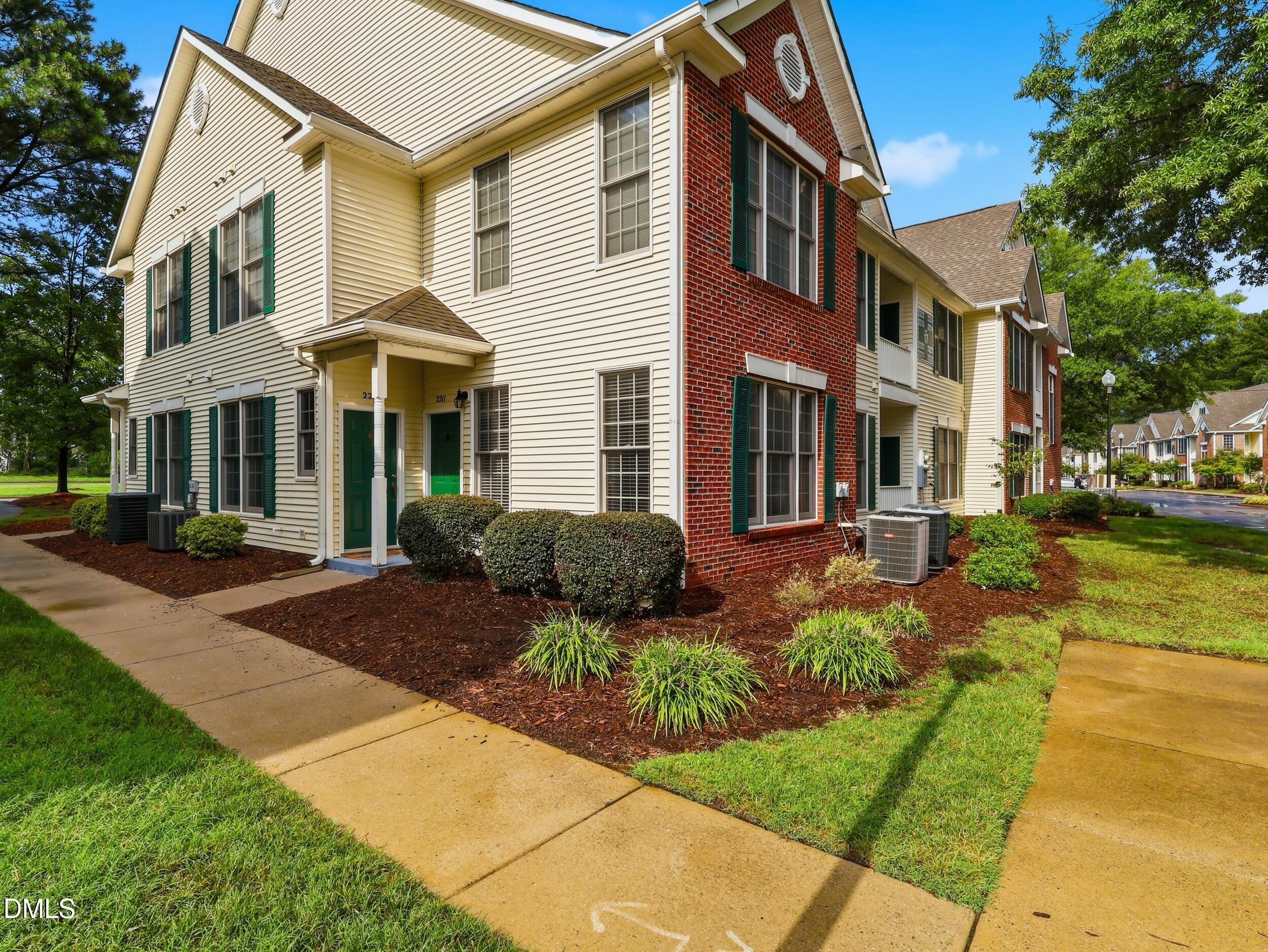 2211 Kudrow Lane Property Photo 1