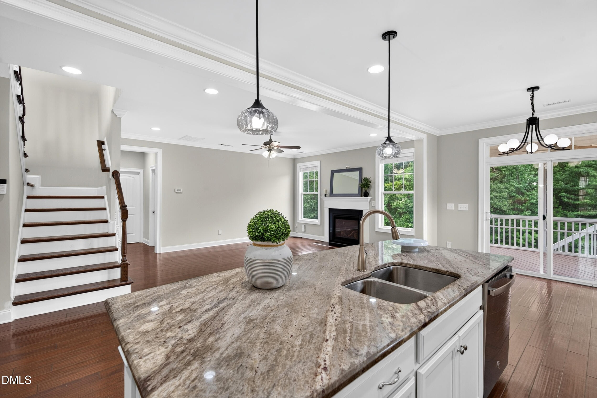 8404 Secreto Drive Property Photo 17