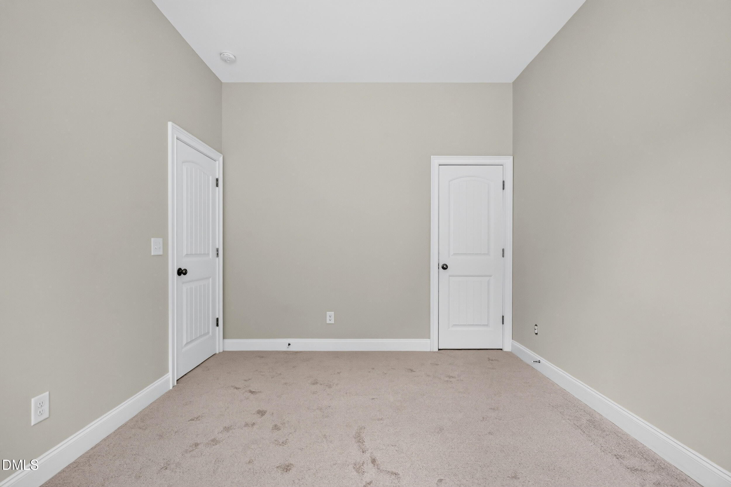 8404 Secreto Drive Property Photo 26