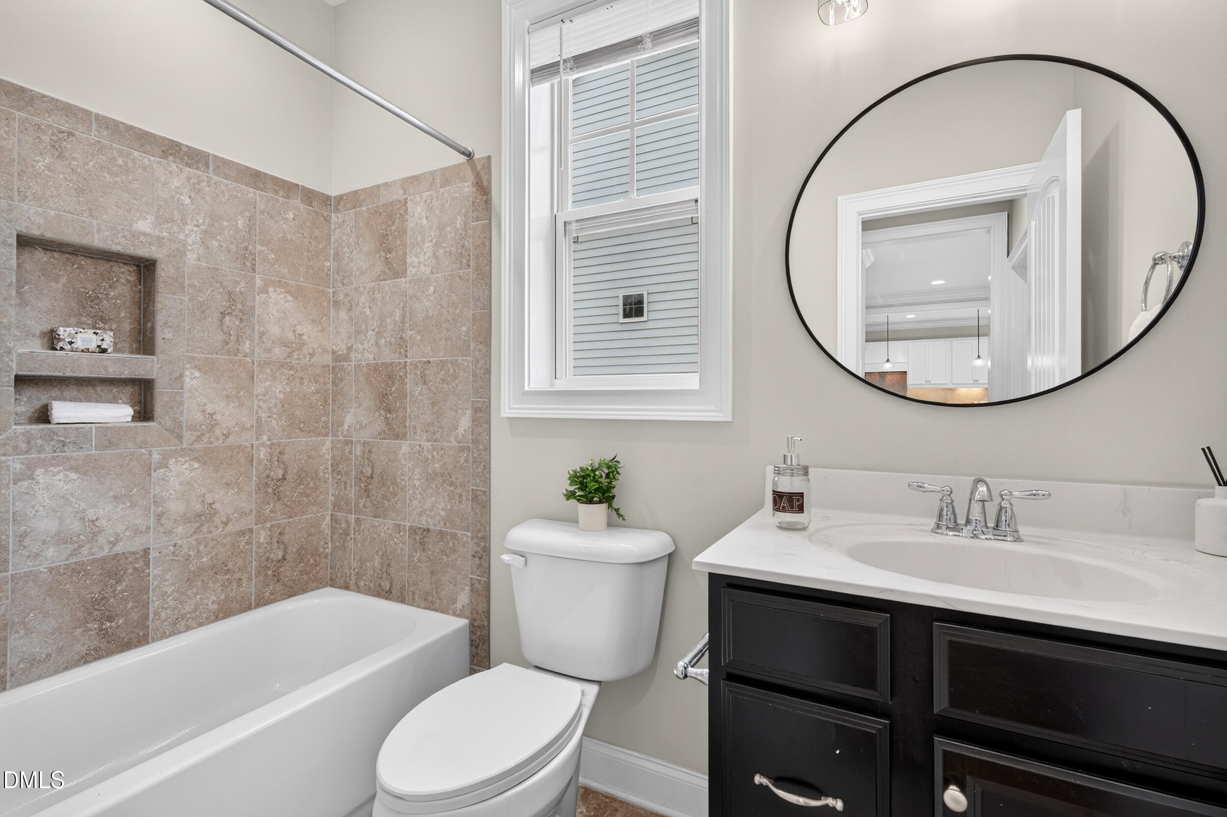 8404 Secreto Drive Property Photo 27