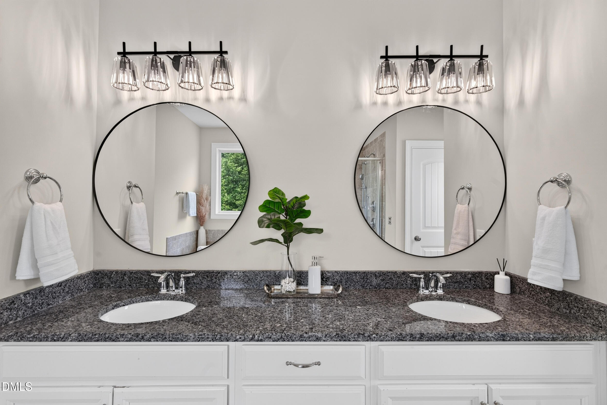 8404 Secreto Drive Property Photo 38