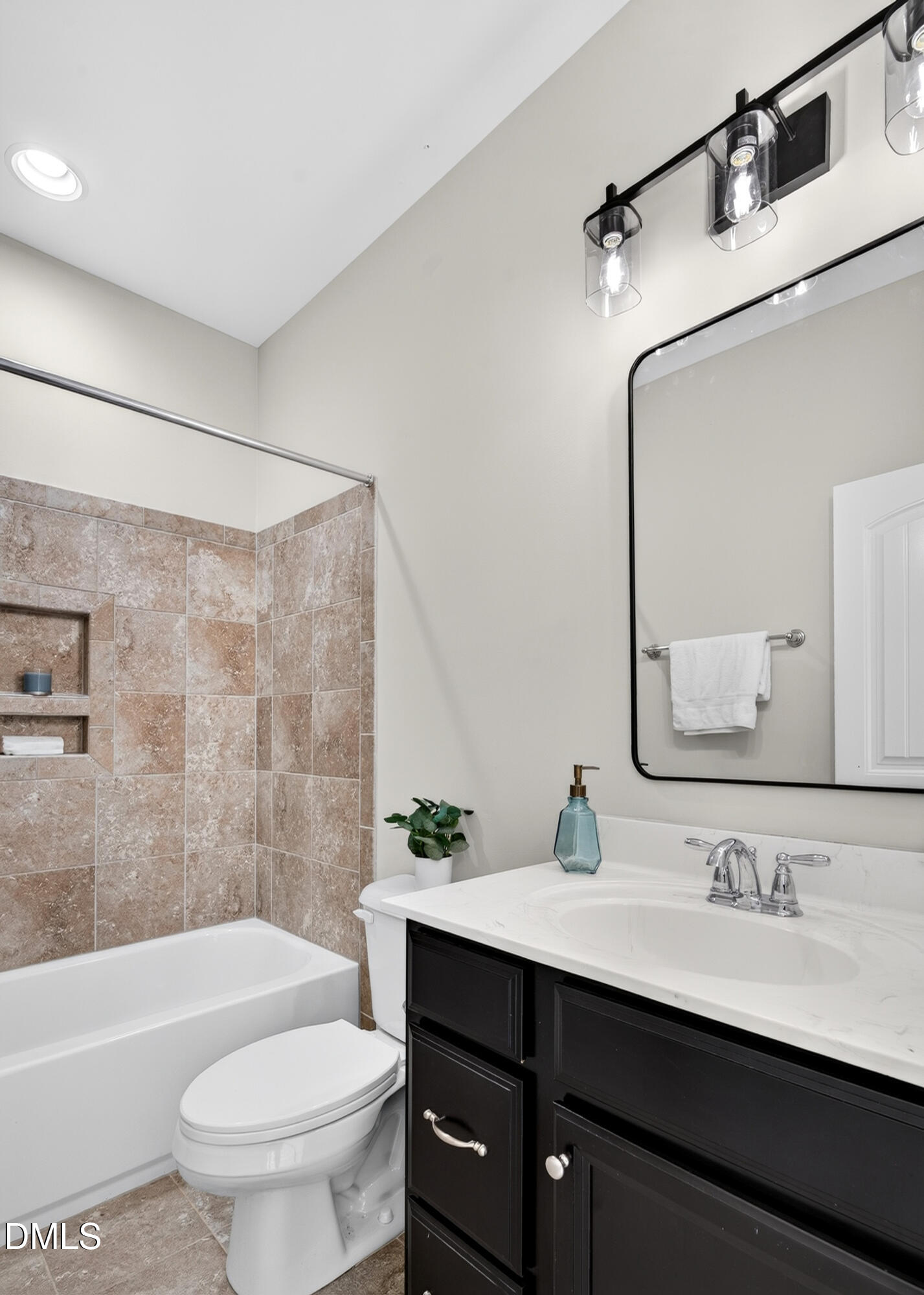 8404 Secreto Drive Property Photo 54