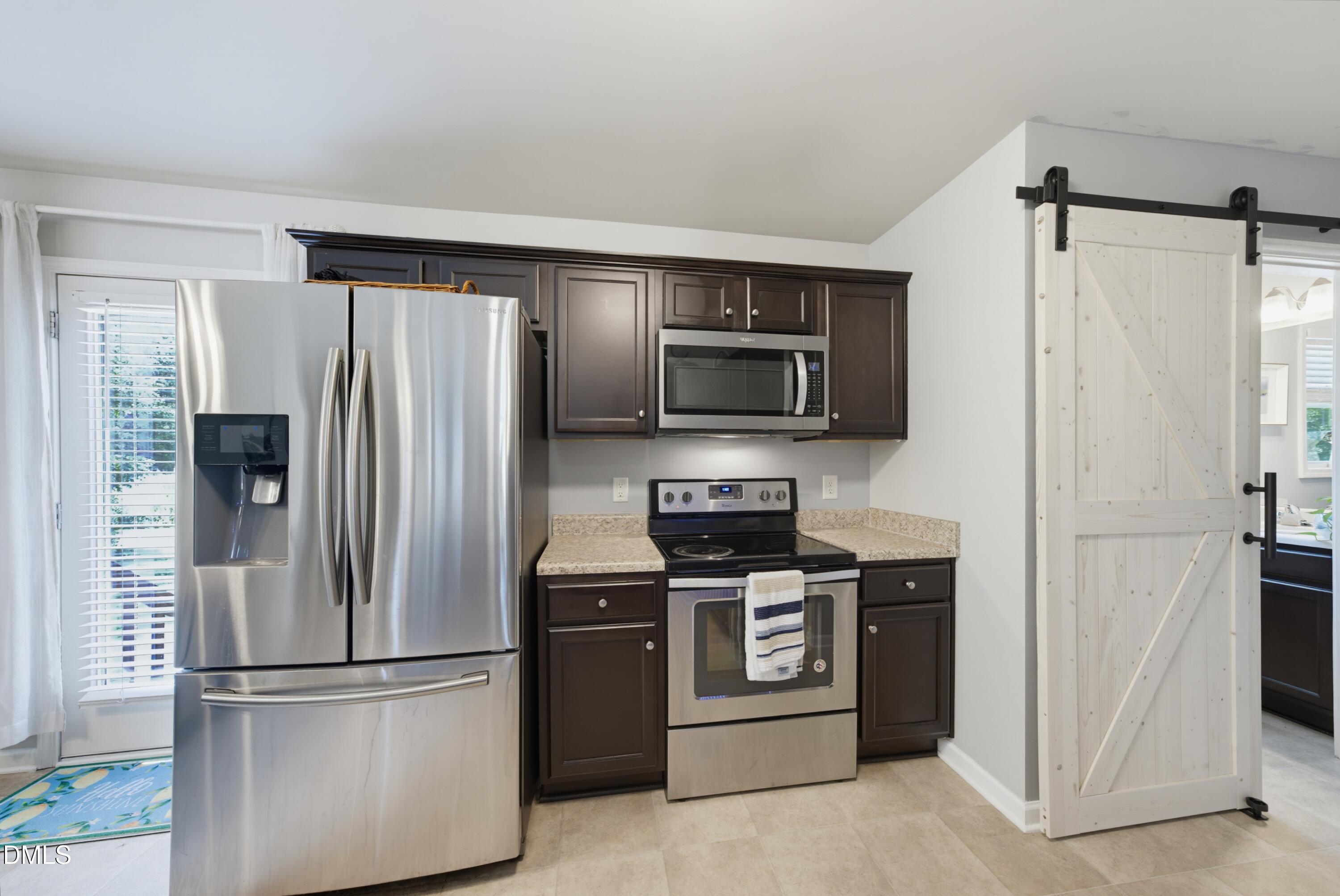 582 Roberts Road Property Photo 12