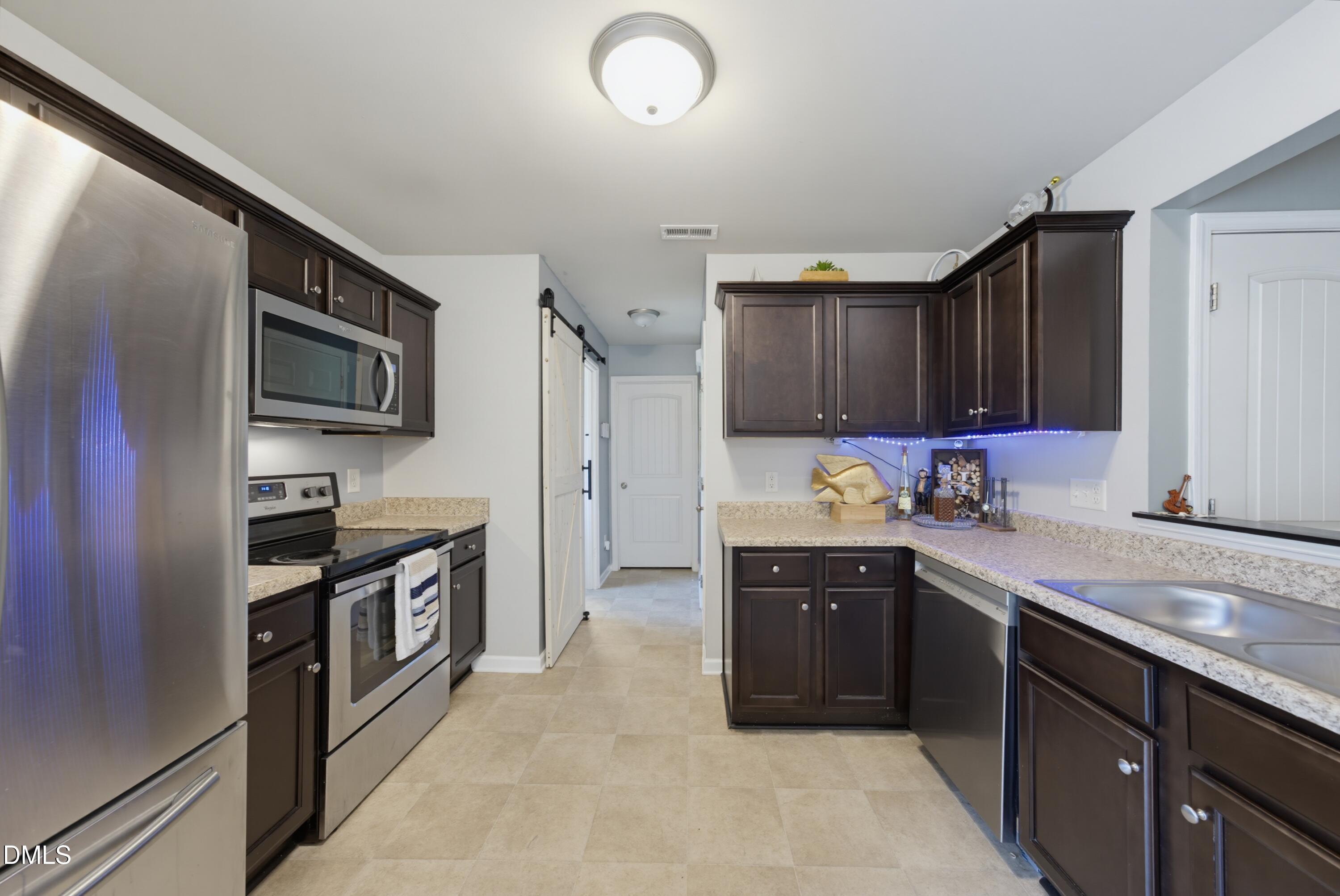 582 Roberts Road Property Photo 14
