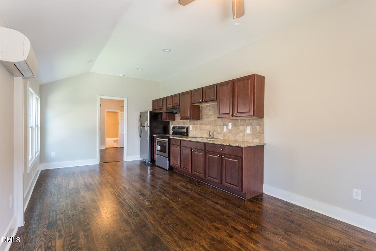 1505 S Roxboro Street Property Photo 13