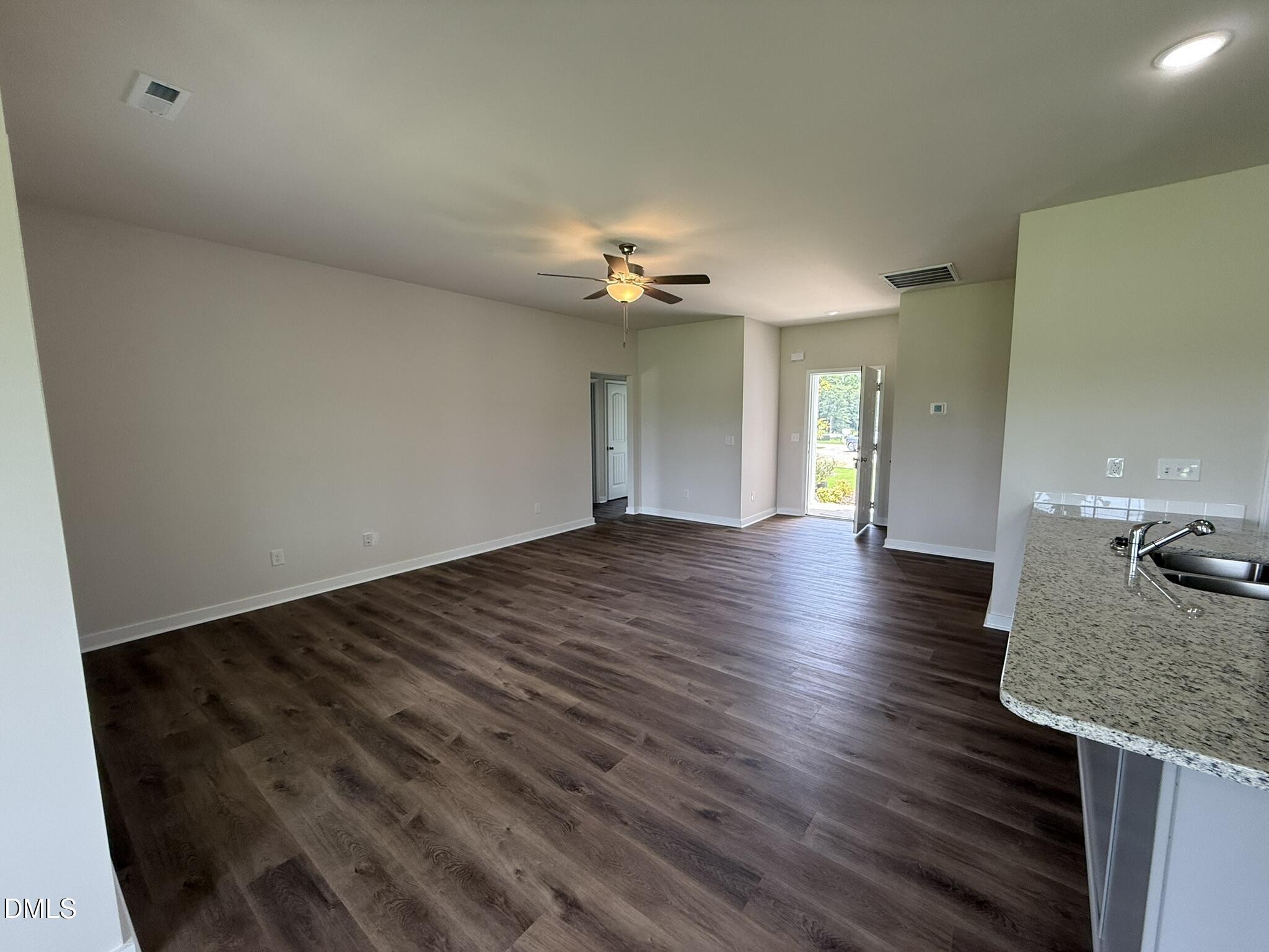 111 Finch Lane Property Photo 4
