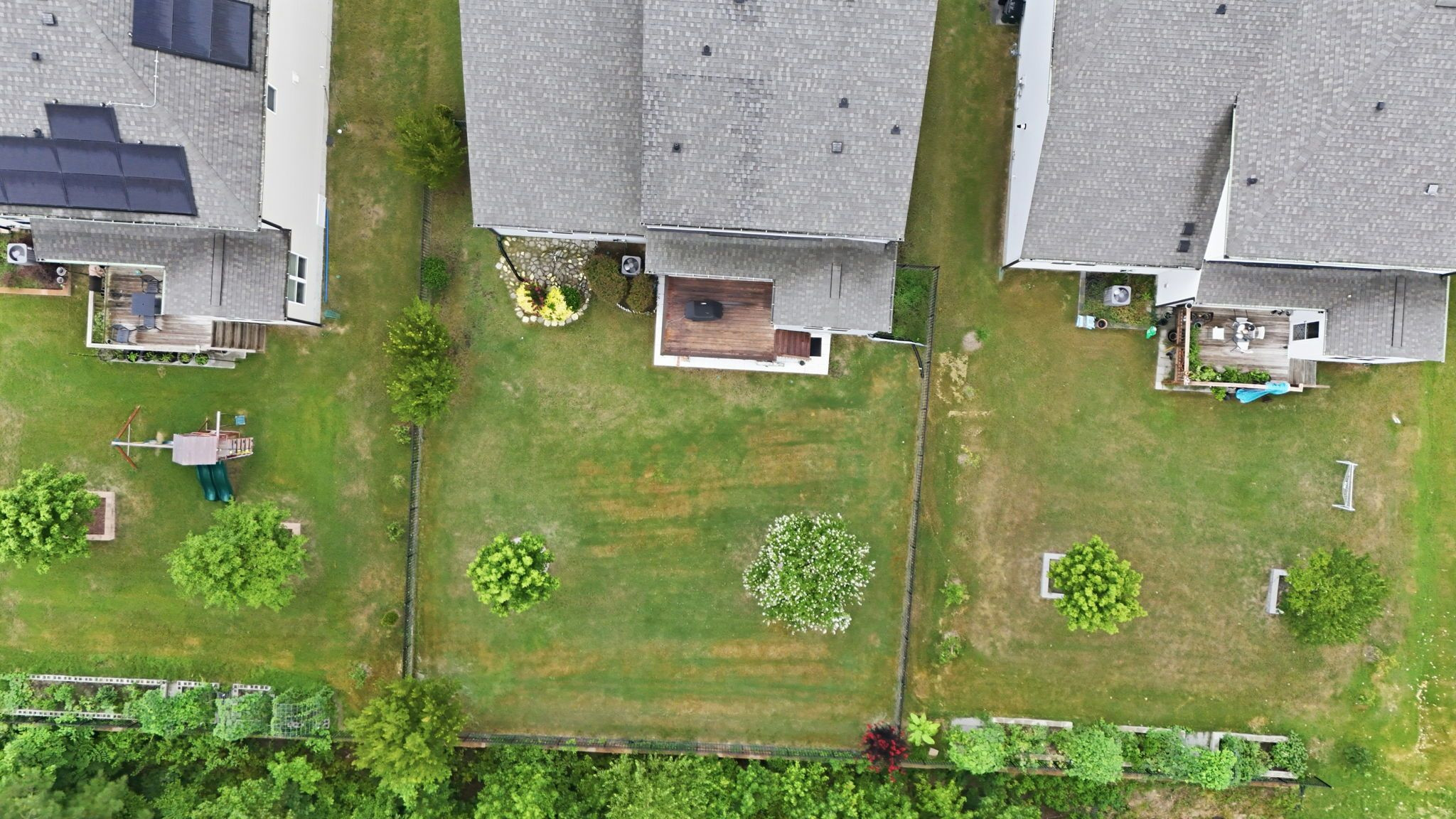 555 Spire Bend Property Photo 6