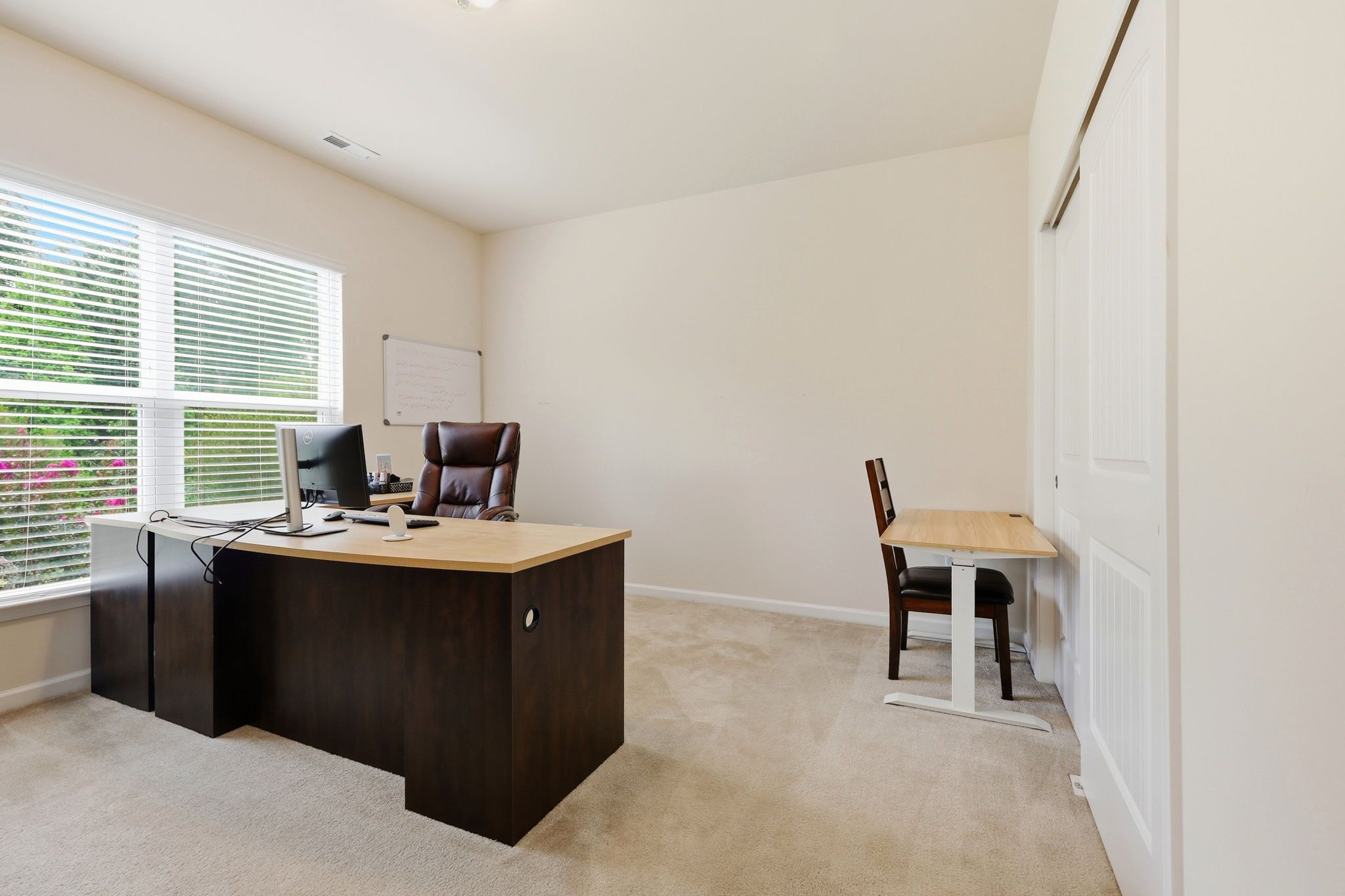 555 Spire Bend Property Photo 23