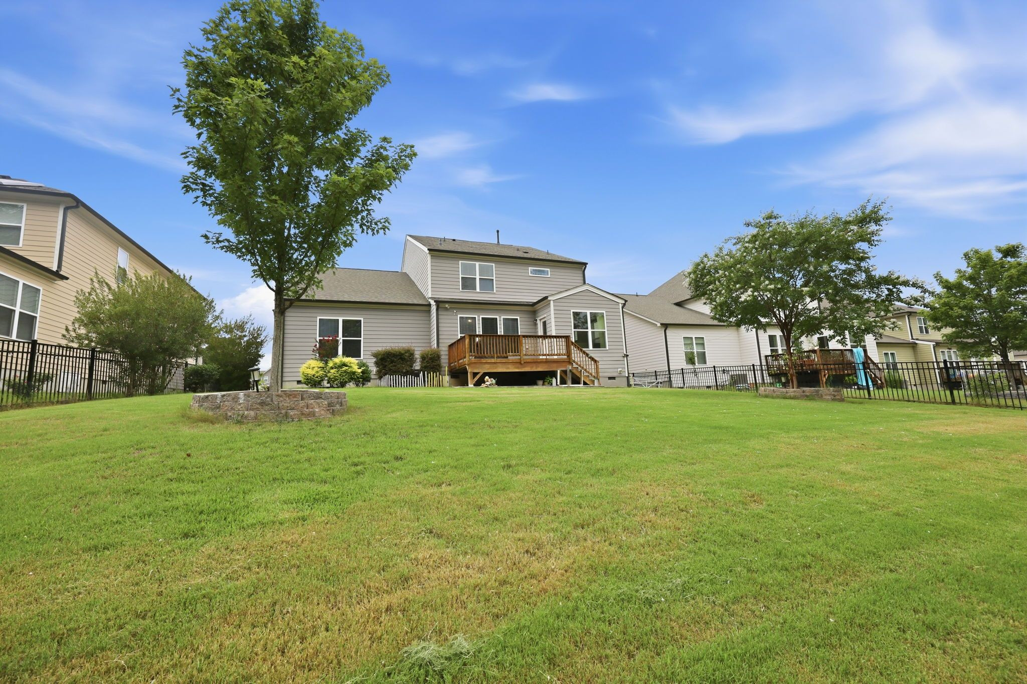 555 Spire Bend Property Photo 42