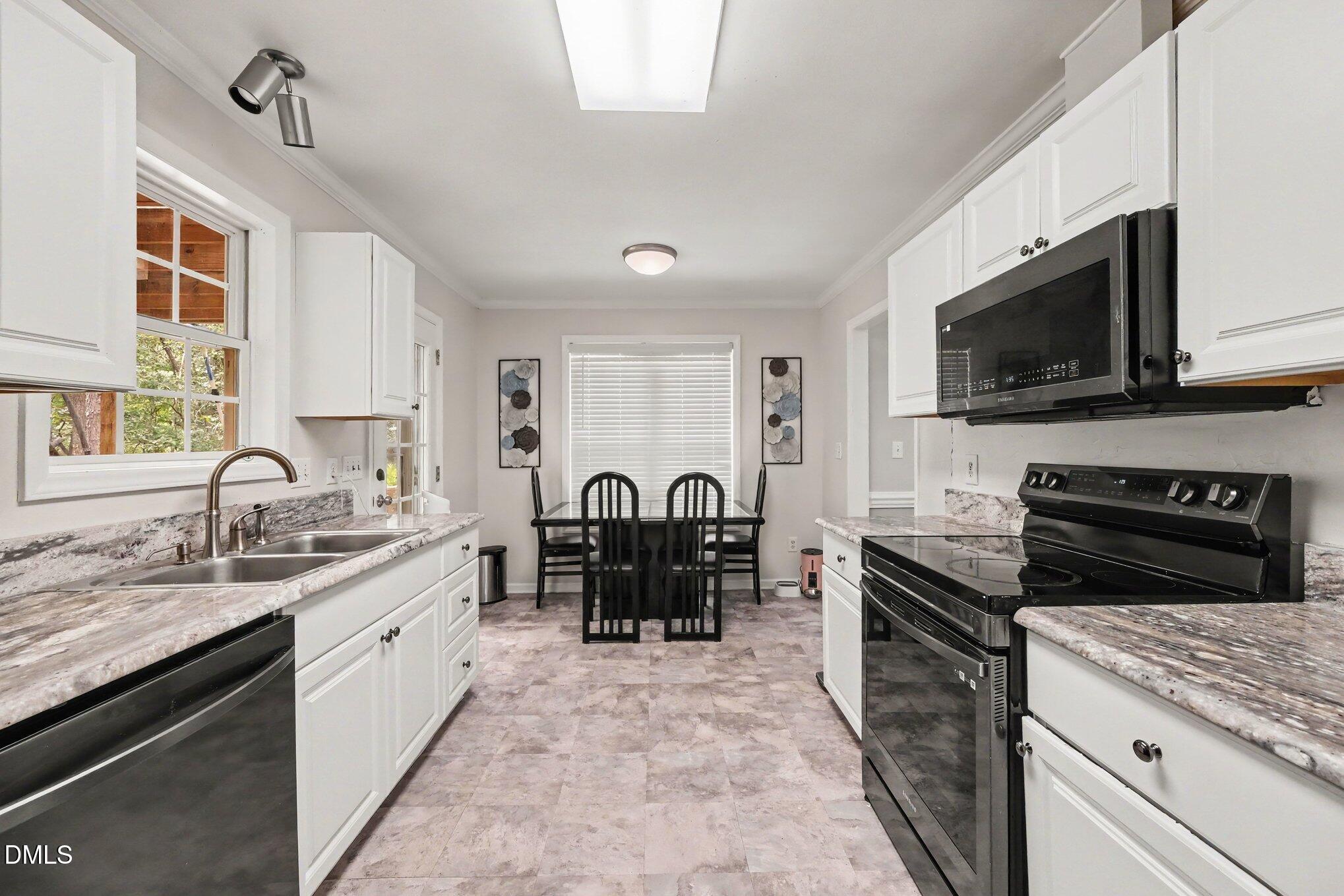 108 Cedar Street Property Photo 10