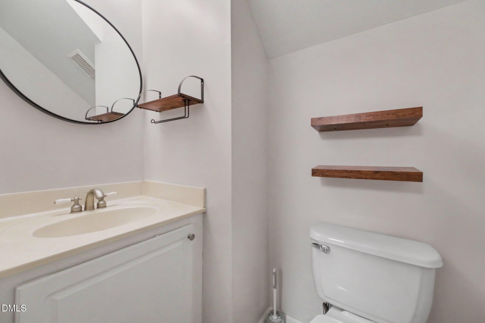 108 Cedar Street Property Photo 14