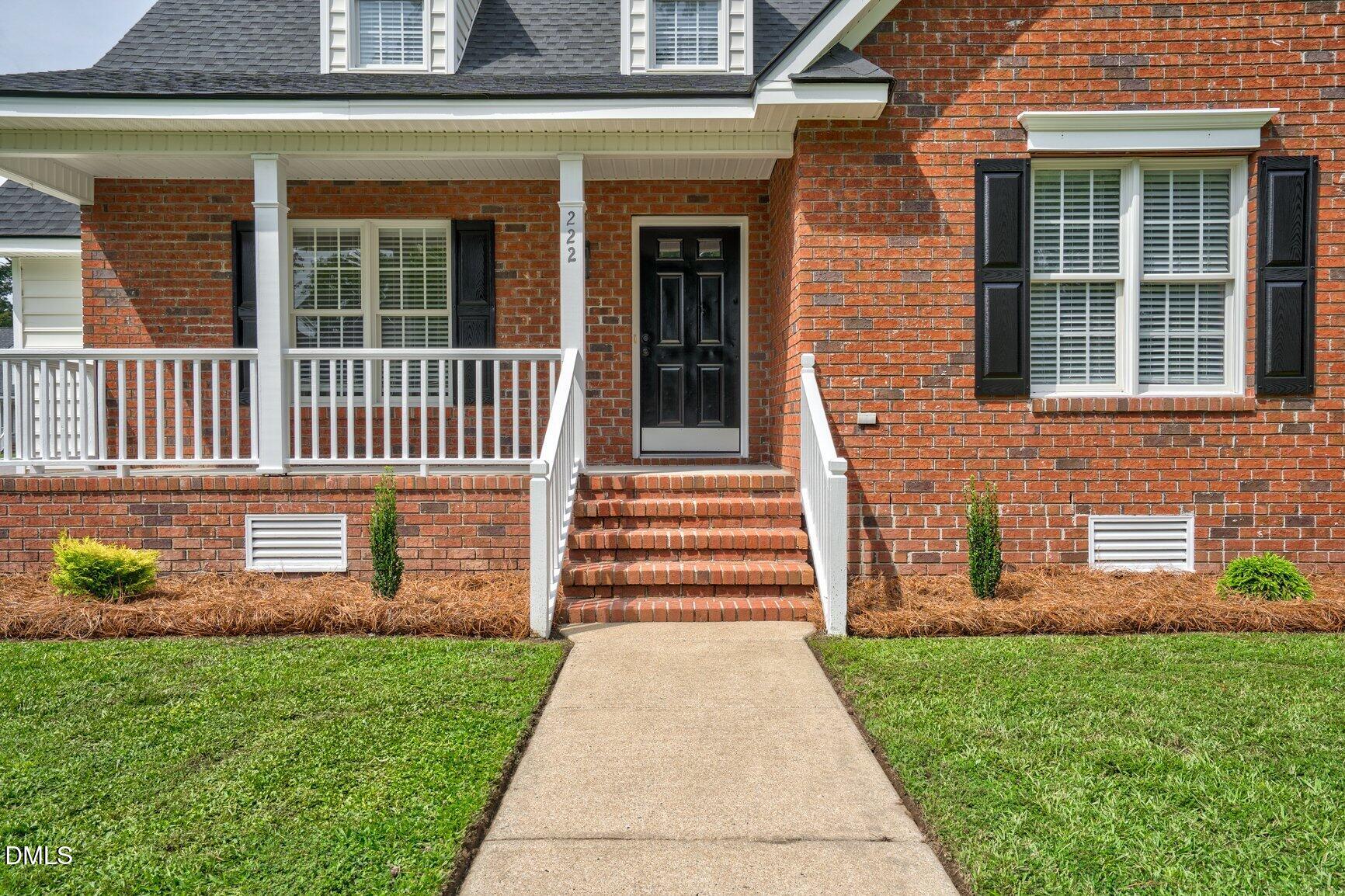 222 Woodfield Drive Property Photo 4