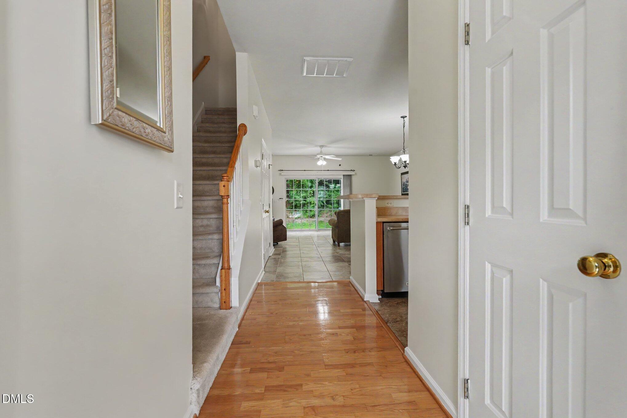 3021 White Cloud Circle Property Photo 5