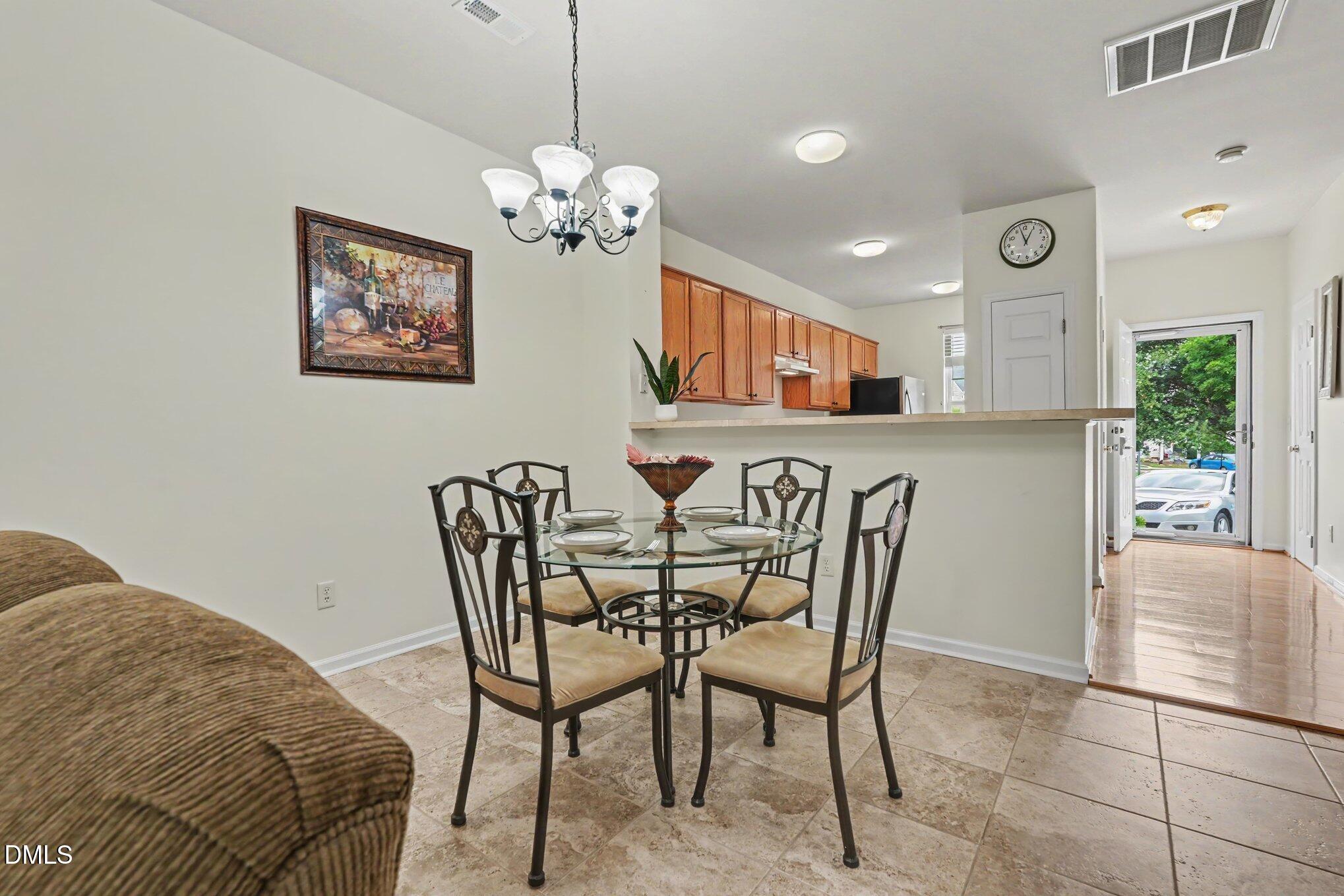 3021 White Cloud Circle Property Photo 7