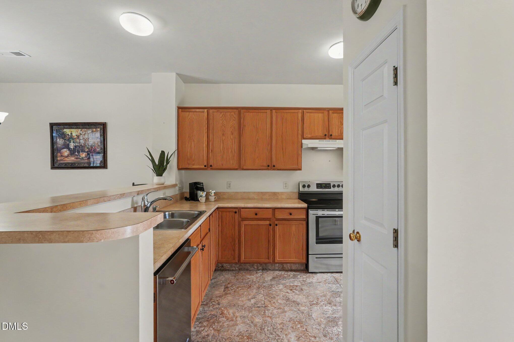 3021 White Cloud Circle Property Photo 8