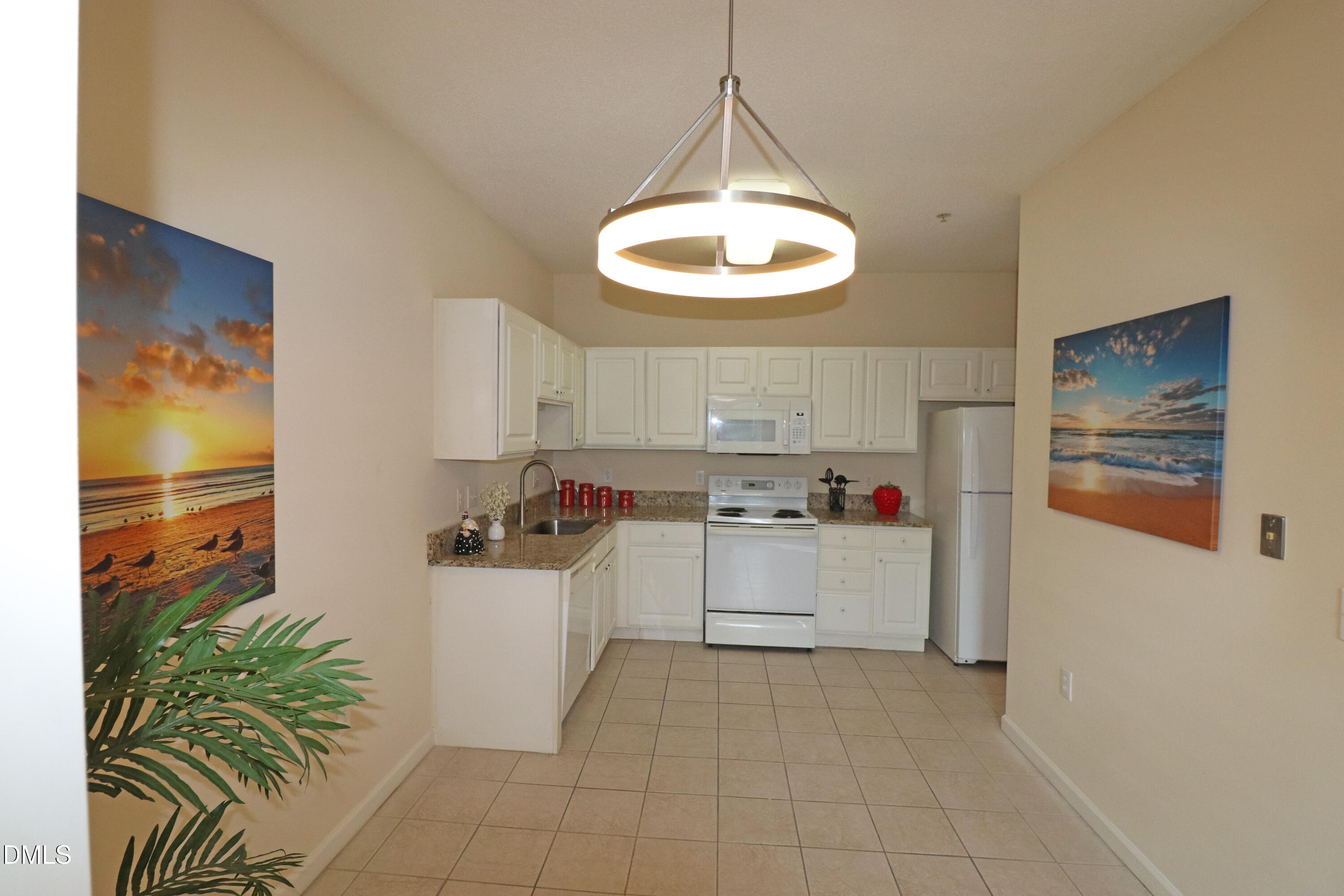 2520 Friedland 202 Property Photo 14