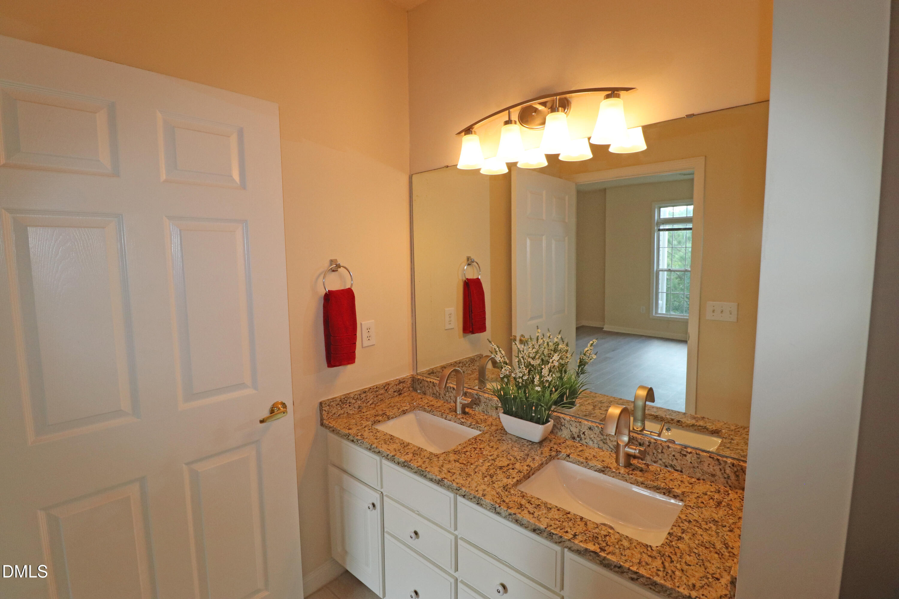 2520 Friedland 202 Property Photo 27