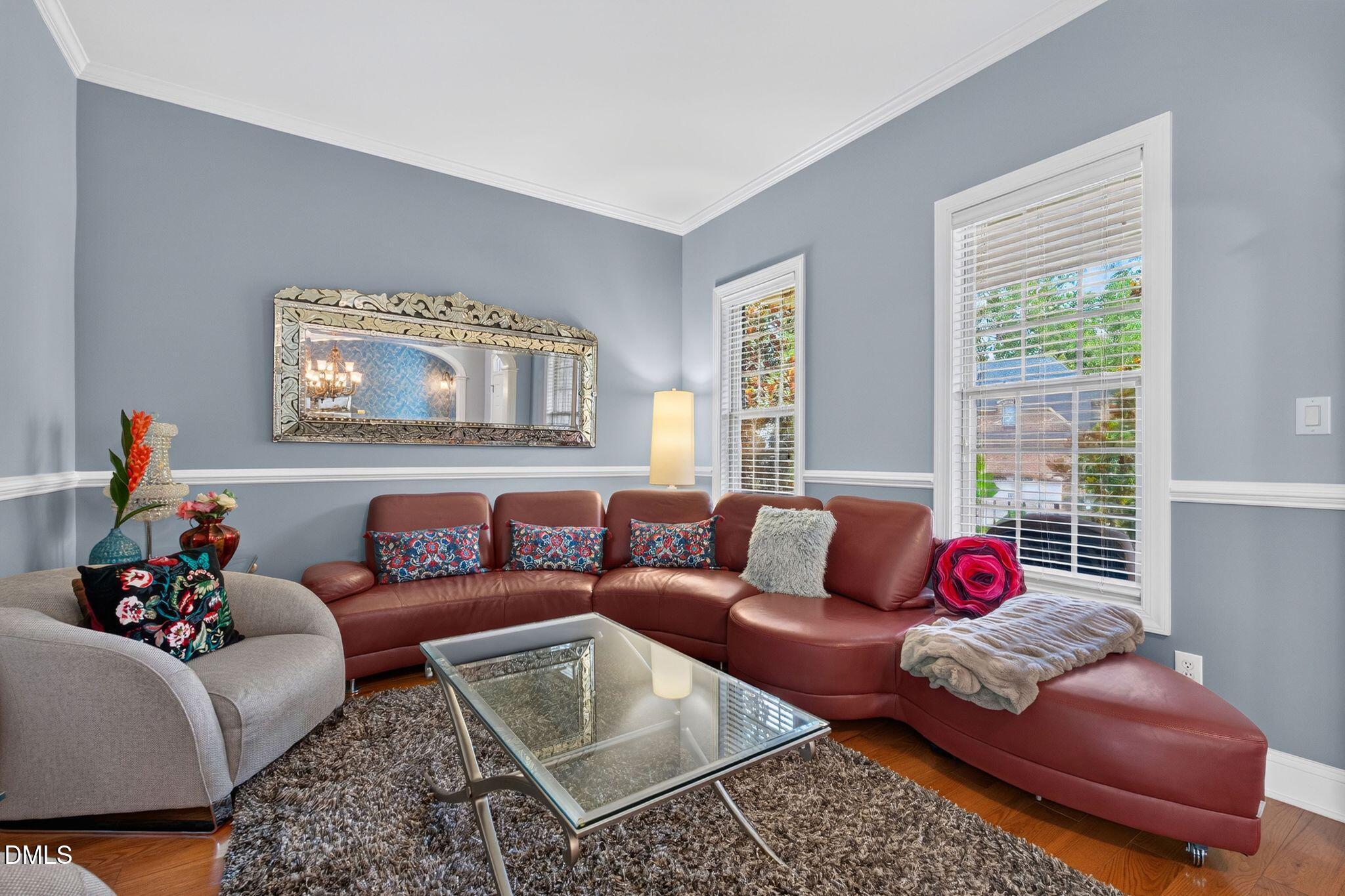 1033 Kennicott Avenue Property Photo 6