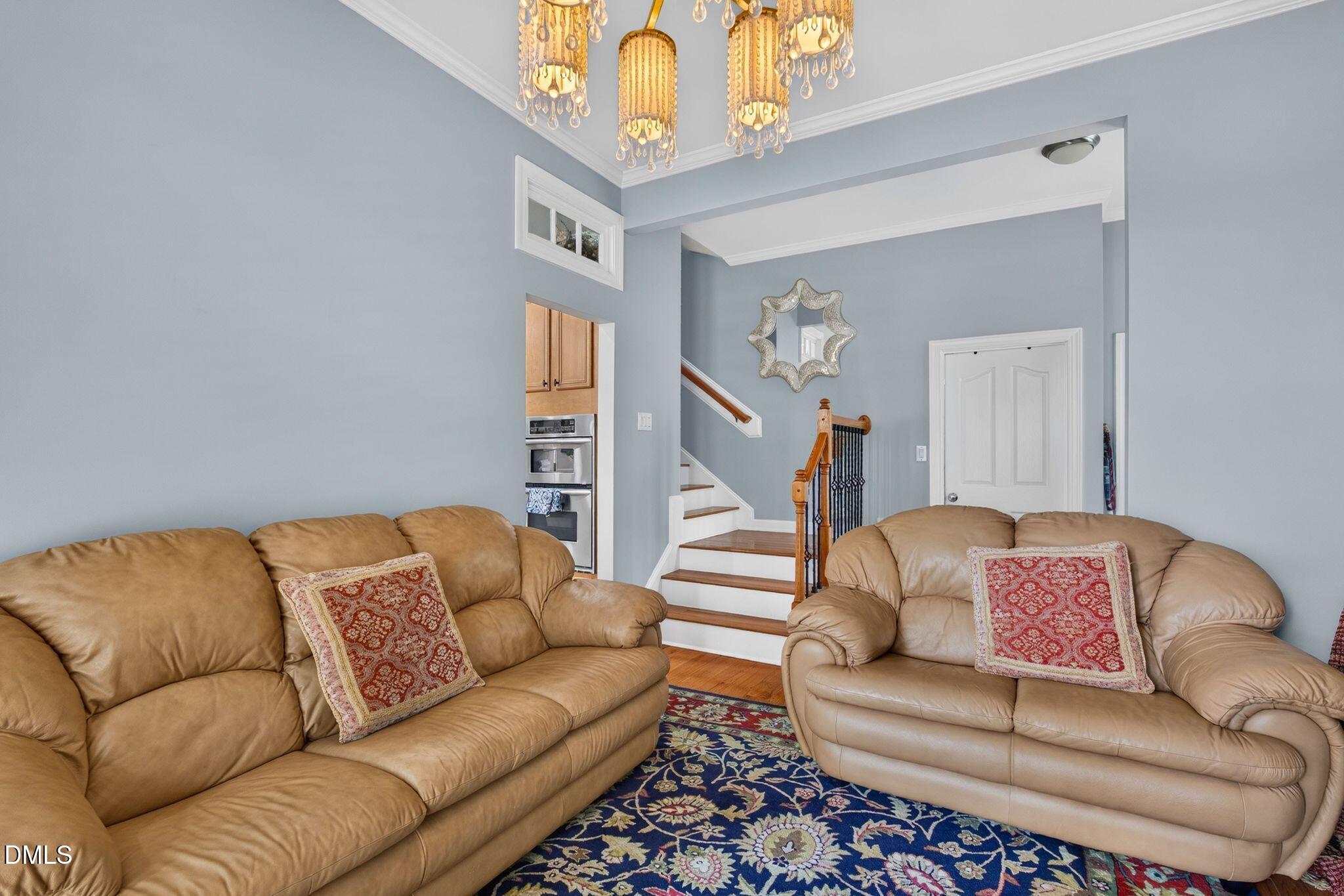 1033 Kennicott Avenue Property Photo 27