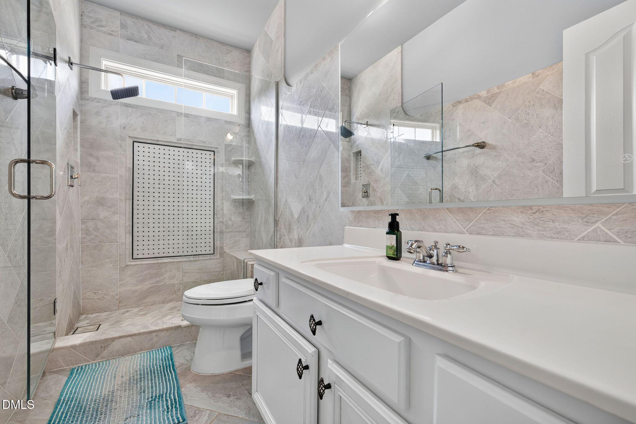 1033 Kennicott Avenue Property Photo 48