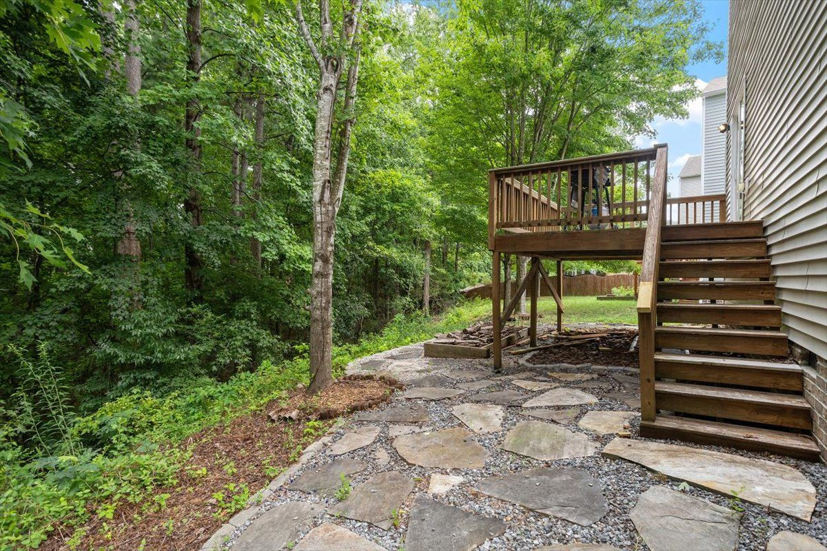 2435 Ferdinand Drive Property Photo 4