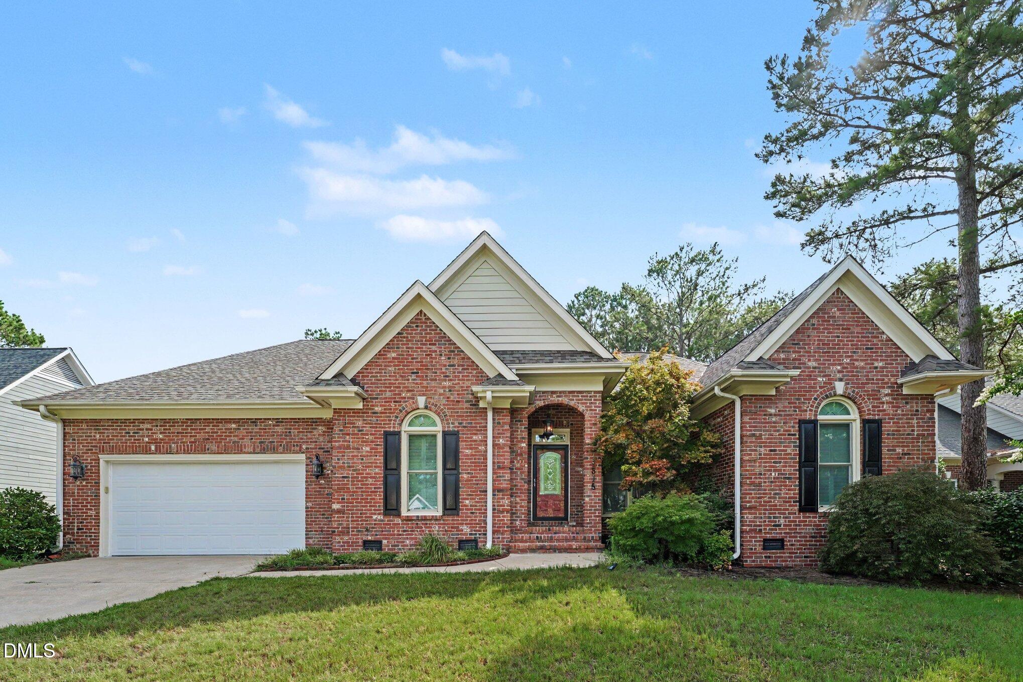 515 Whispering Pines Drive Property Photo 1