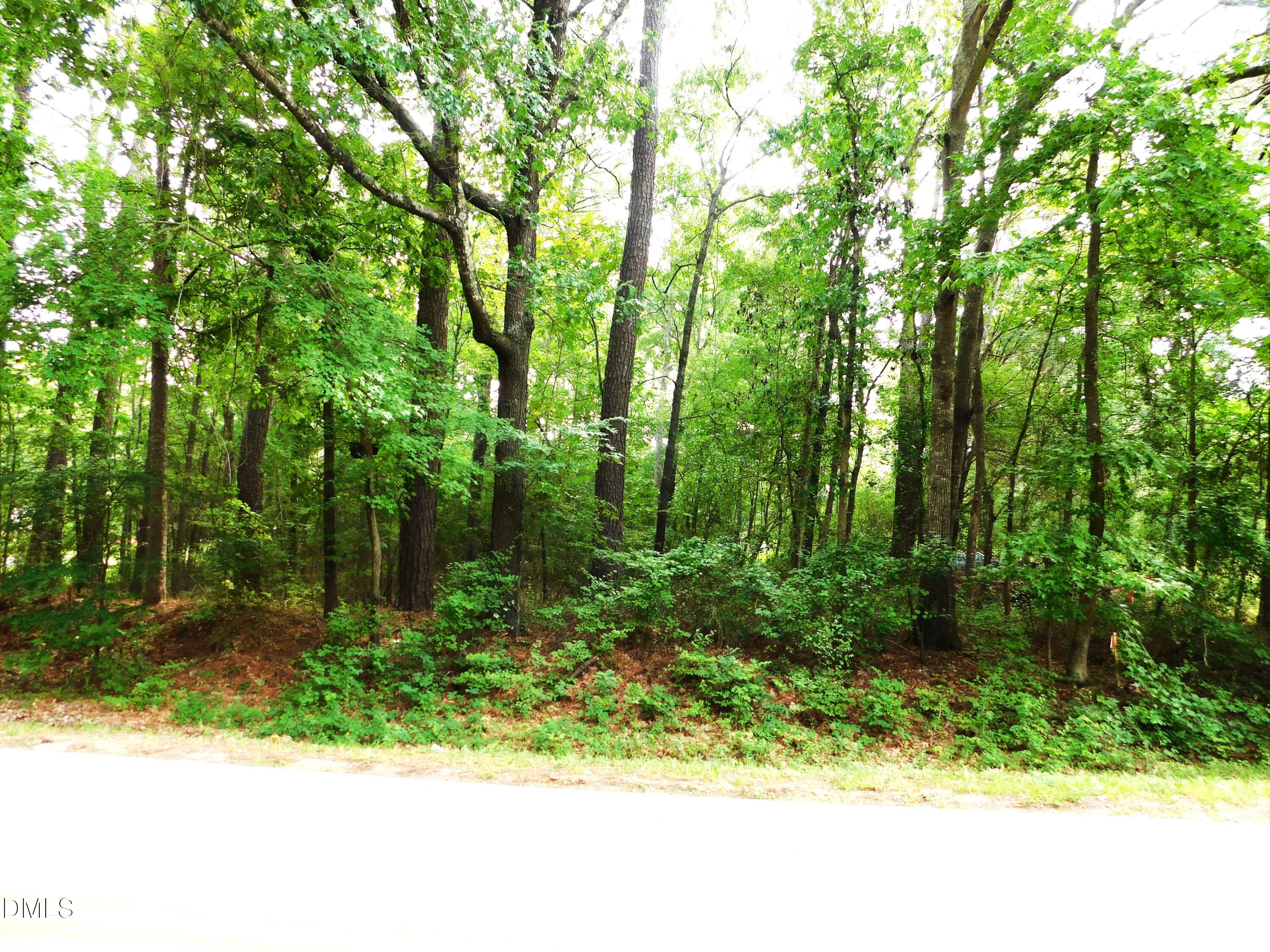 4815 Redwood Road Property Photo 4