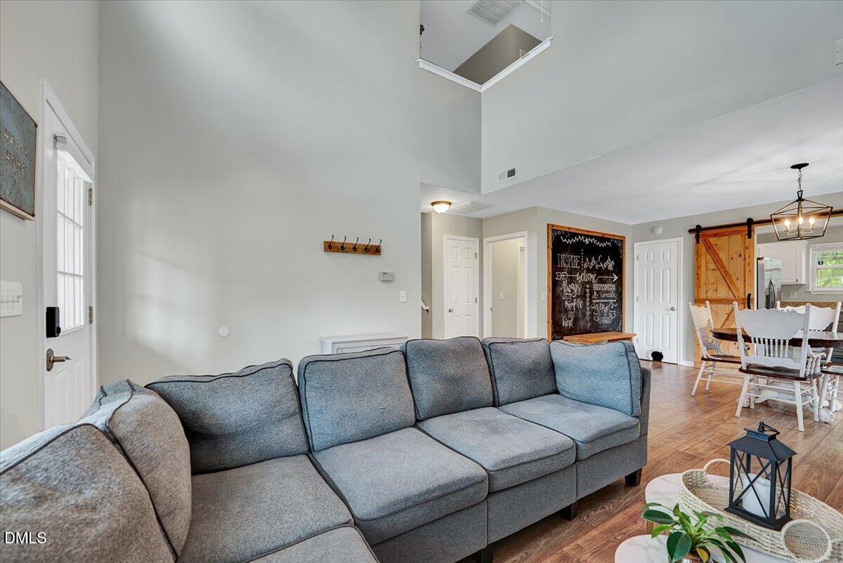 4 Cayman Court Property Photo 3