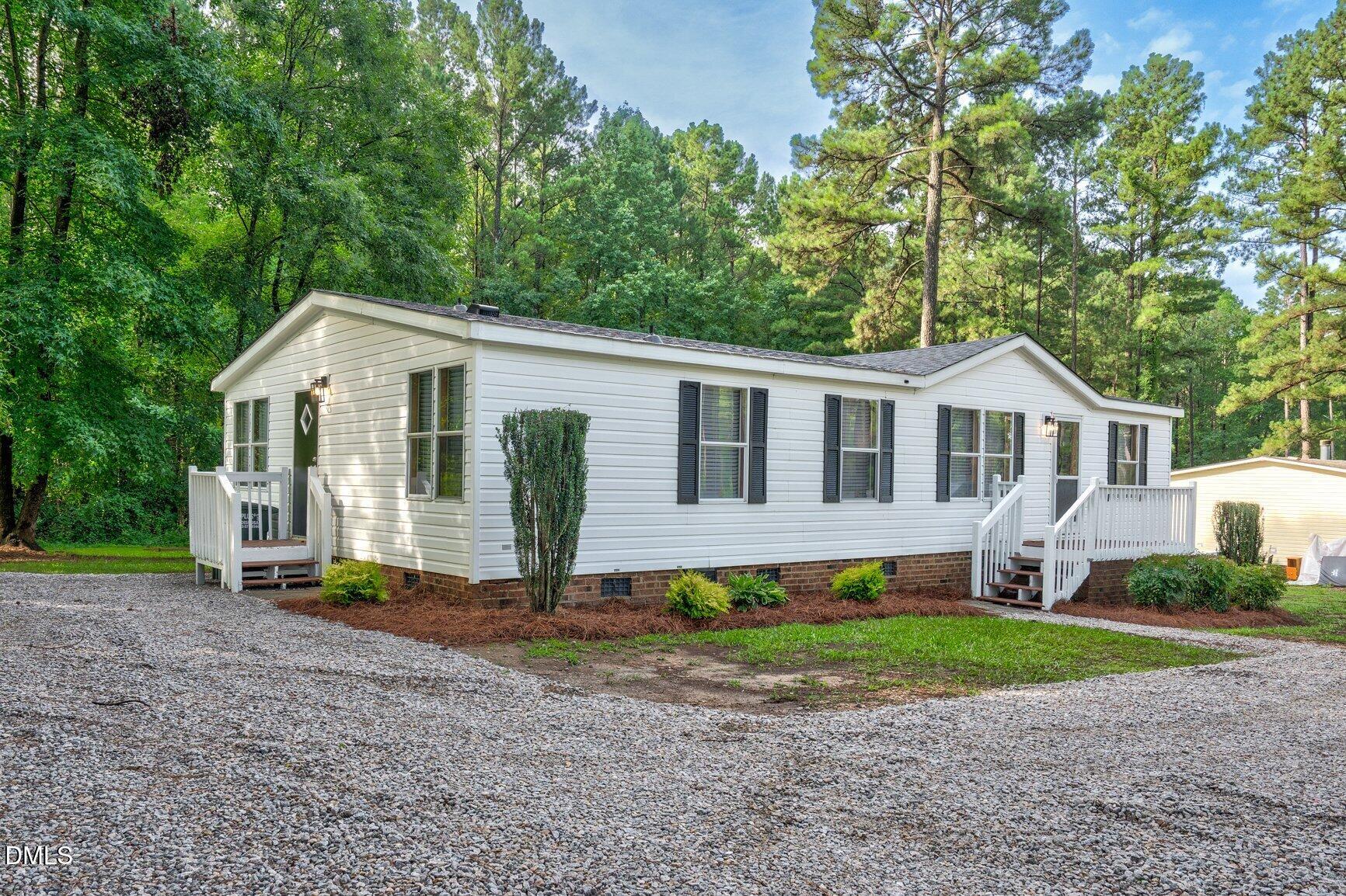 12387 Selma Road Property Photo 3