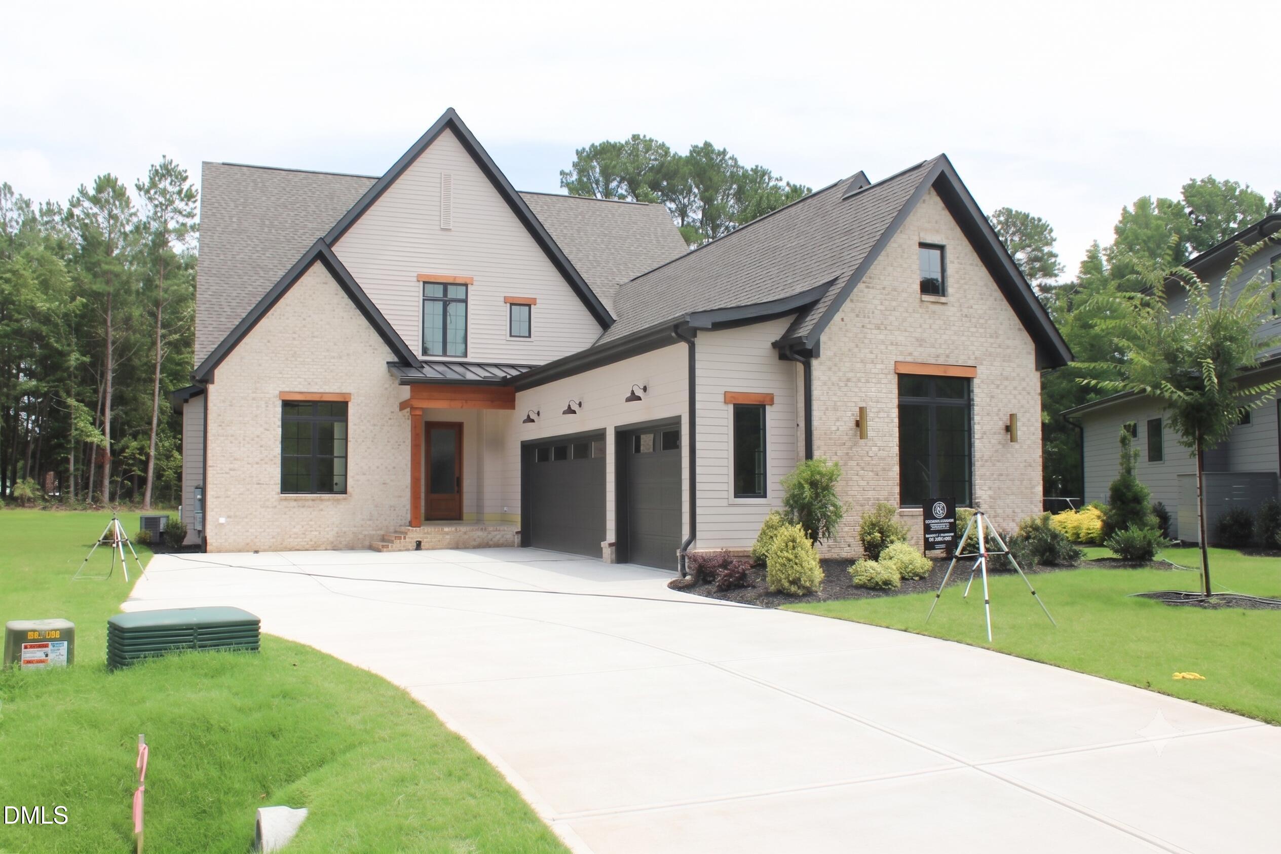 15 Geranium Drive Property Photo 1