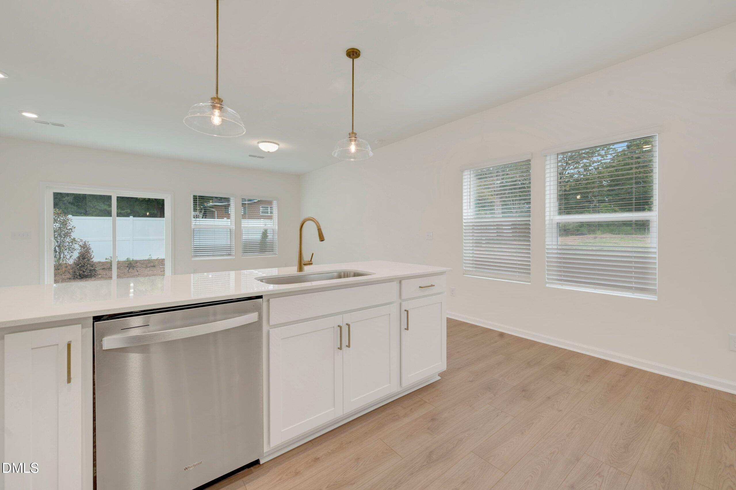 5018 Silver Brook Road Property Photo 6