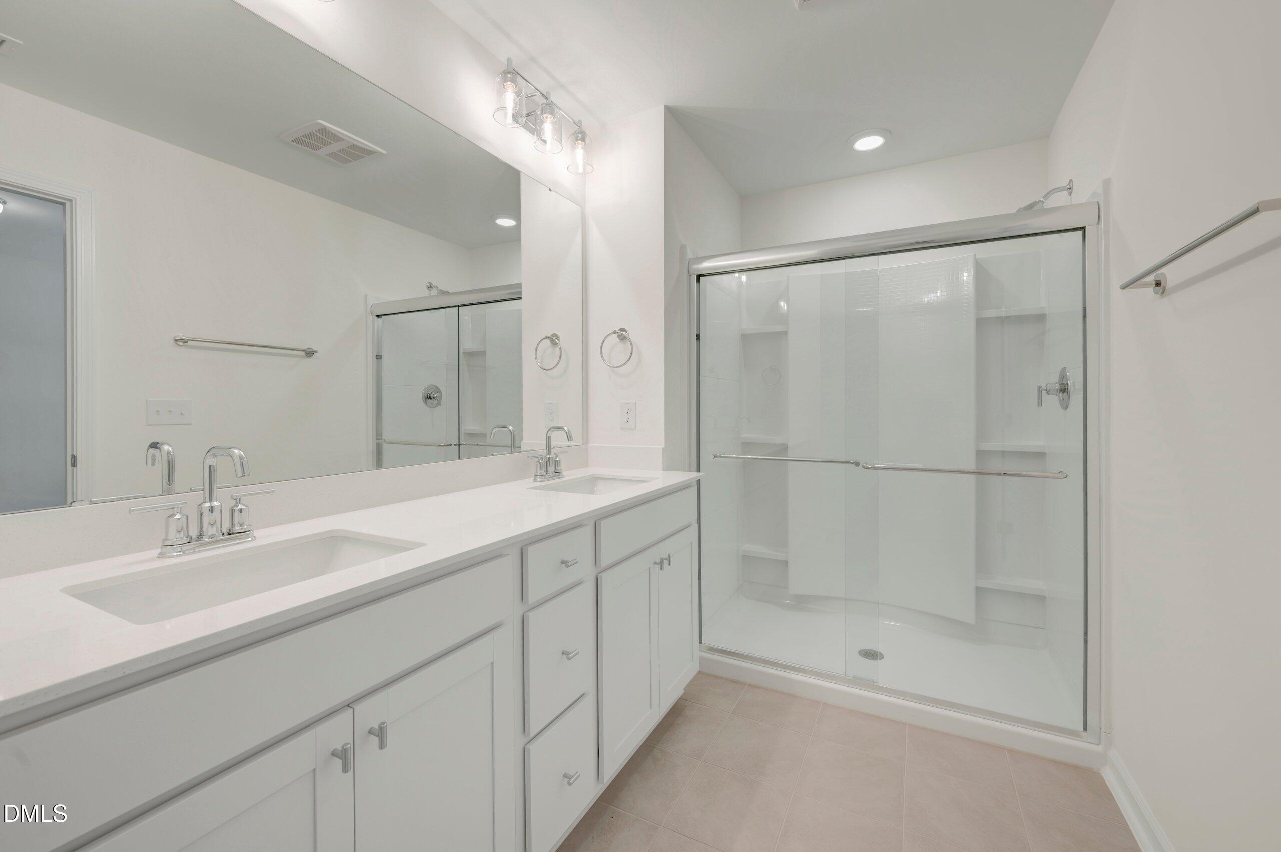 5018 Silver Brook Road Property Photo 13
