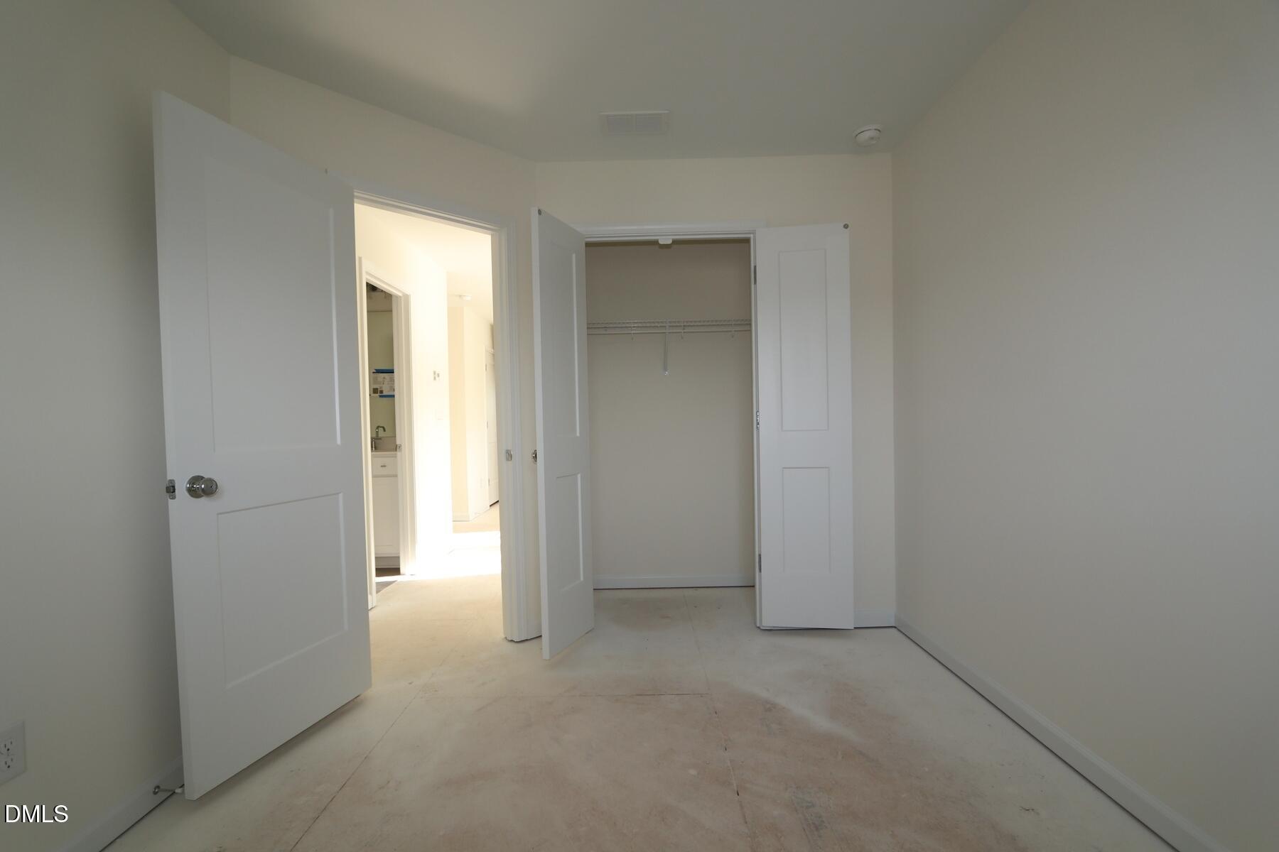 5018 Silver Brook Road Property Photo 11