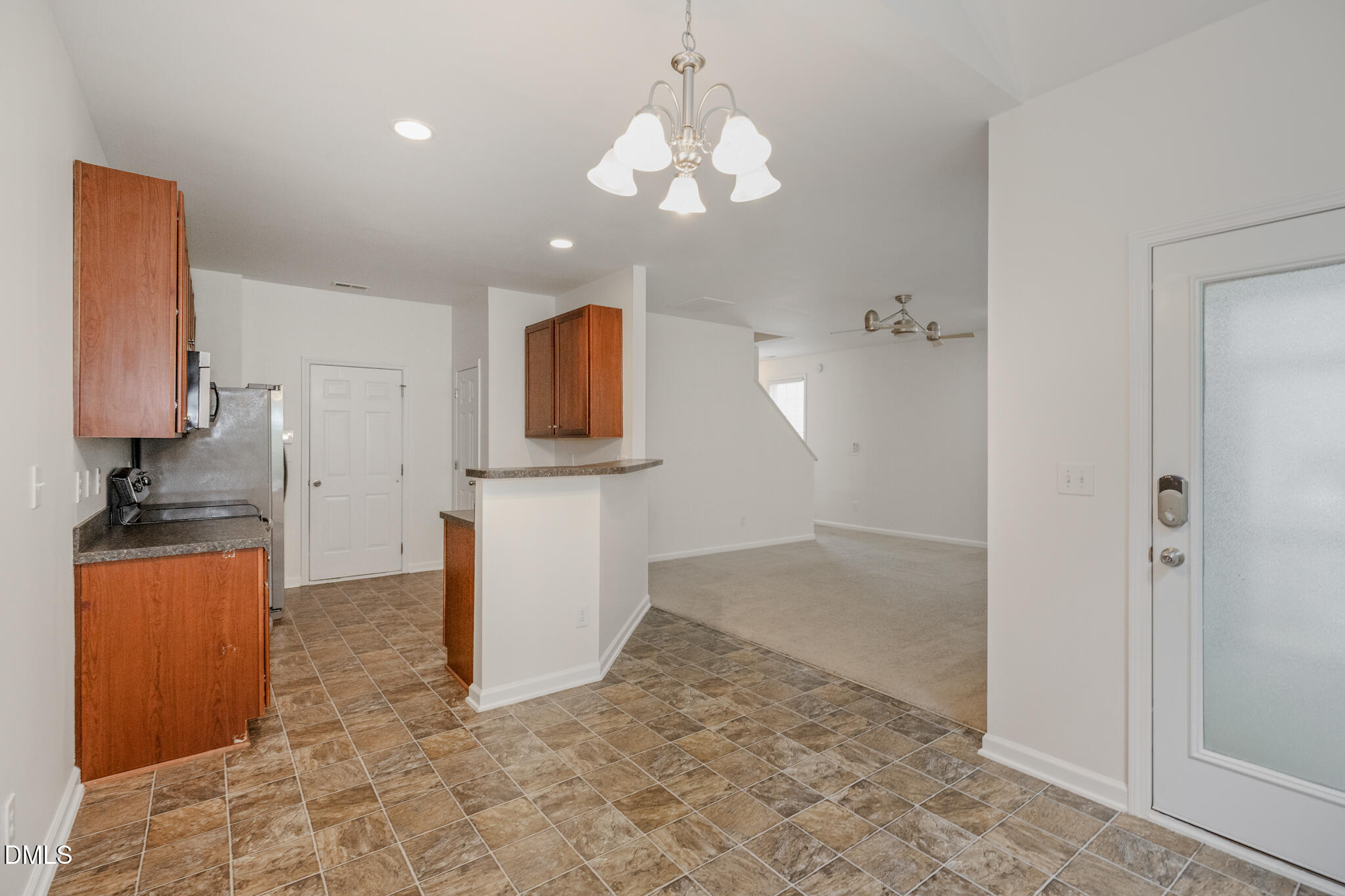 633 Woodson Drive Property Photo 10
