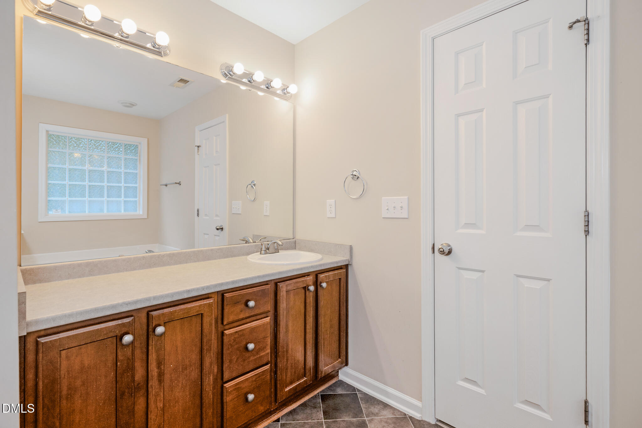 633 Woodson Drive Property Photo 19