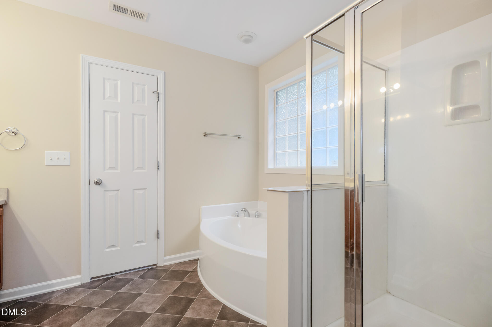 633 Woodson Drive Property Photo 21