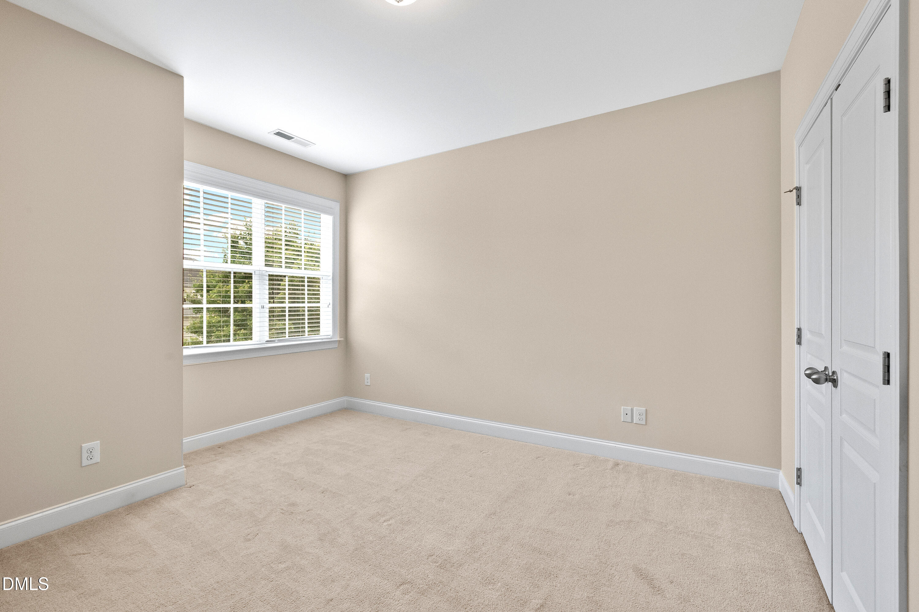 677 Democracy Street Property Photo 9