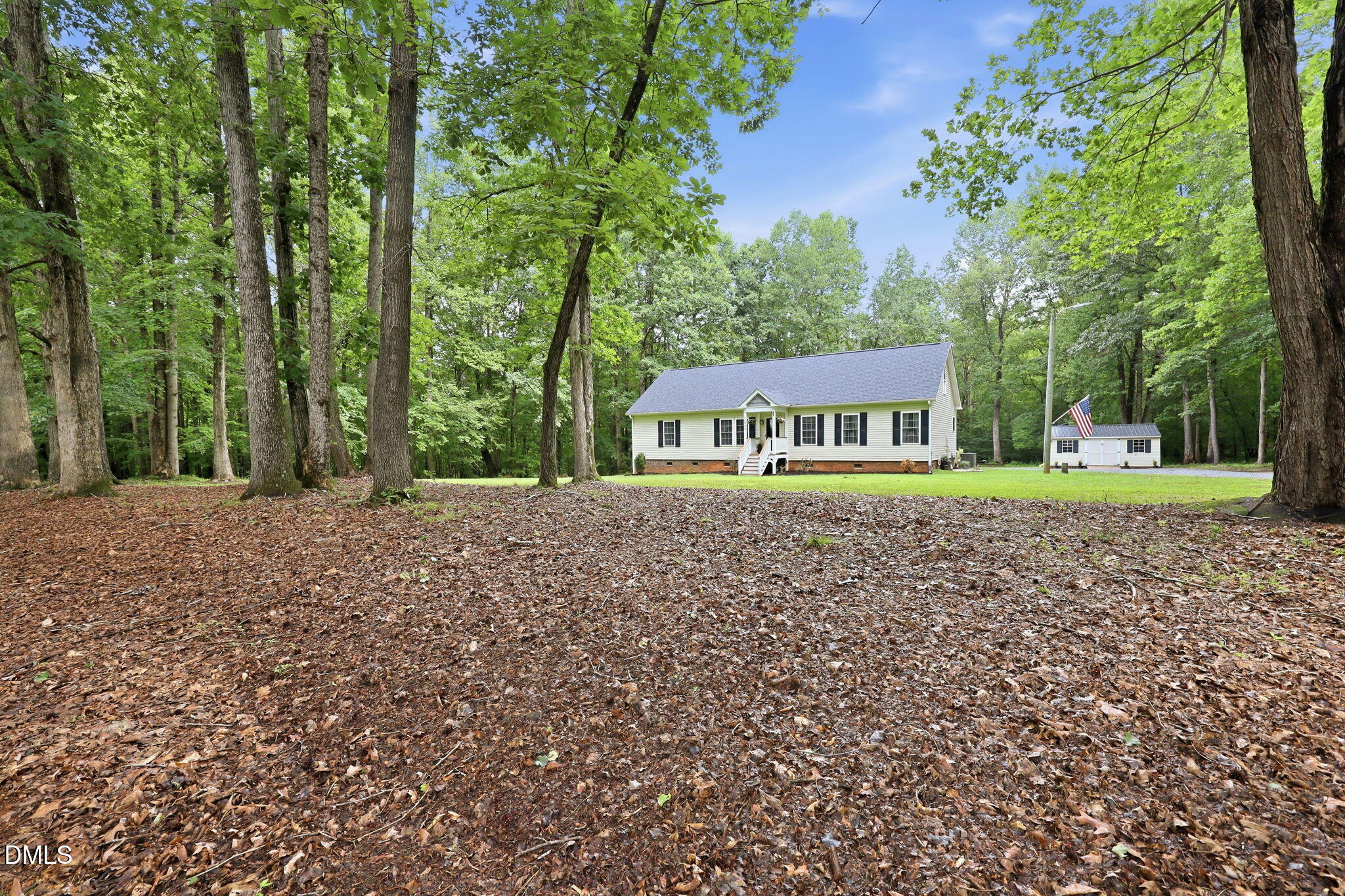 1507 Rainbow Circle Property Photo 4