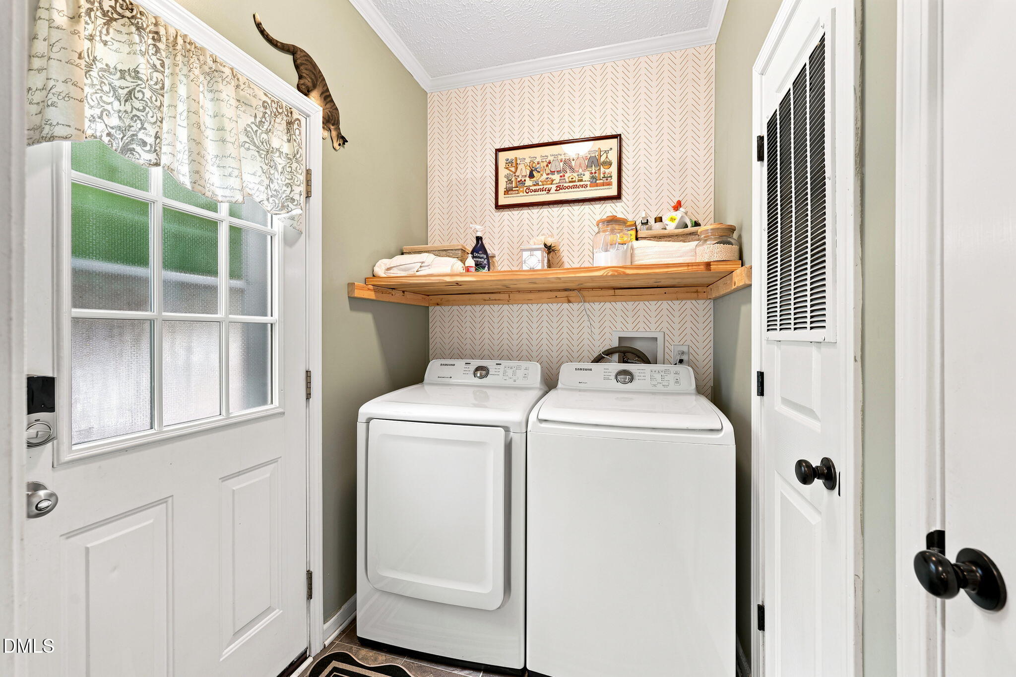 1507 Rainbow Circle Property Photo 34