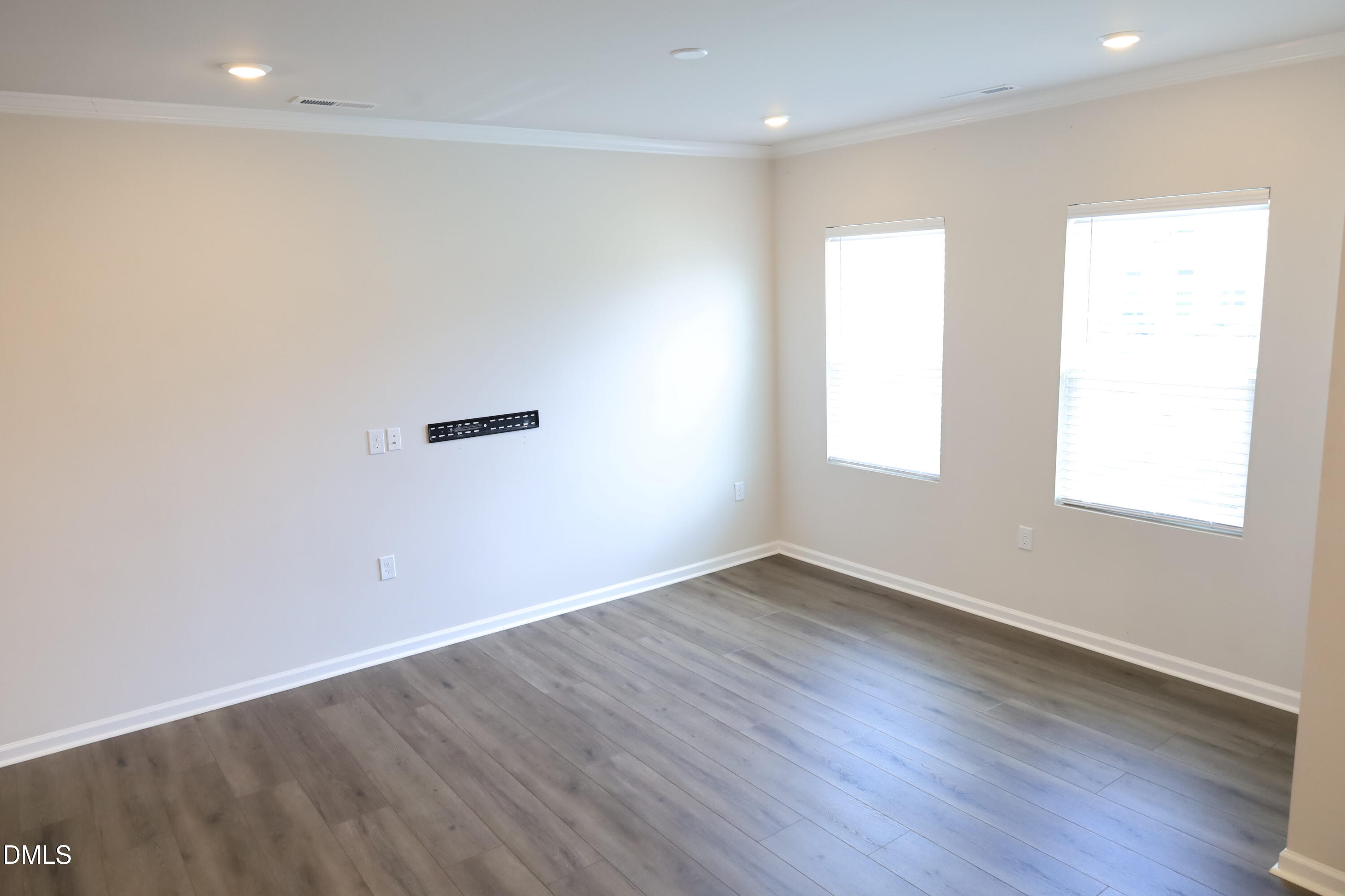 975 Highland Trce Drive Property Photo 2