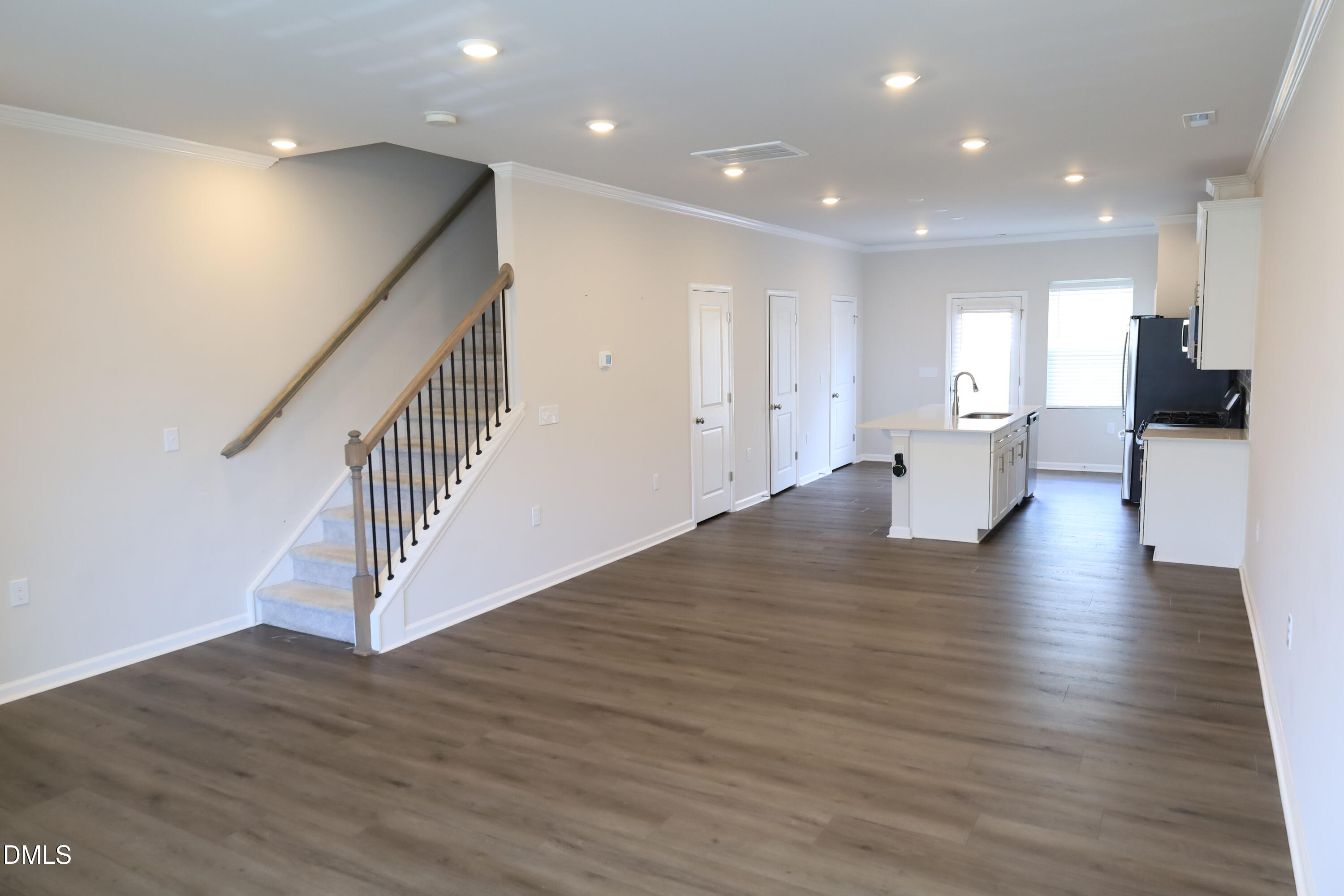 975 Highland Trce Drive Property Photo 3