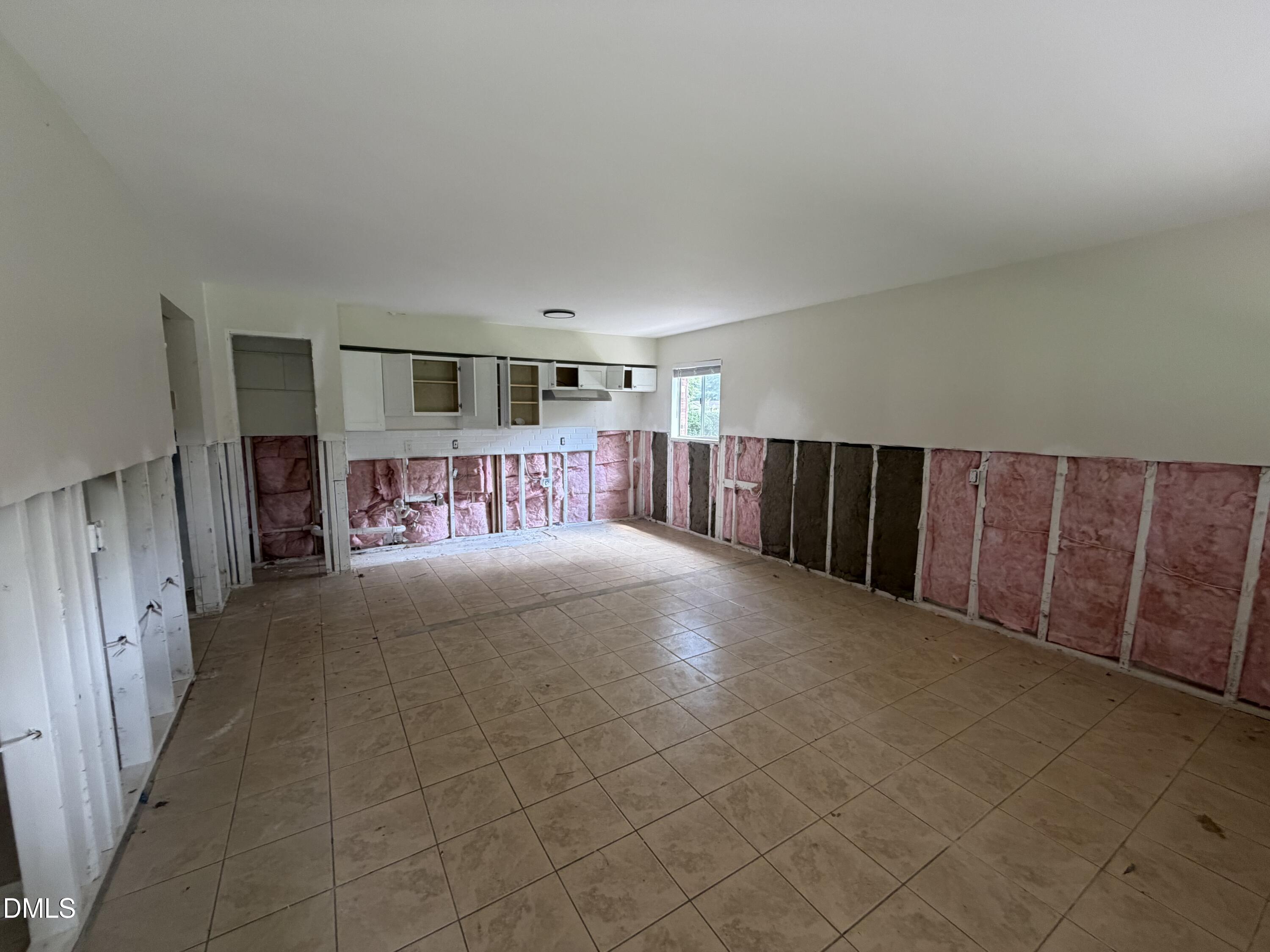 130 S Estes Drive Apt B7 Property Photo 2