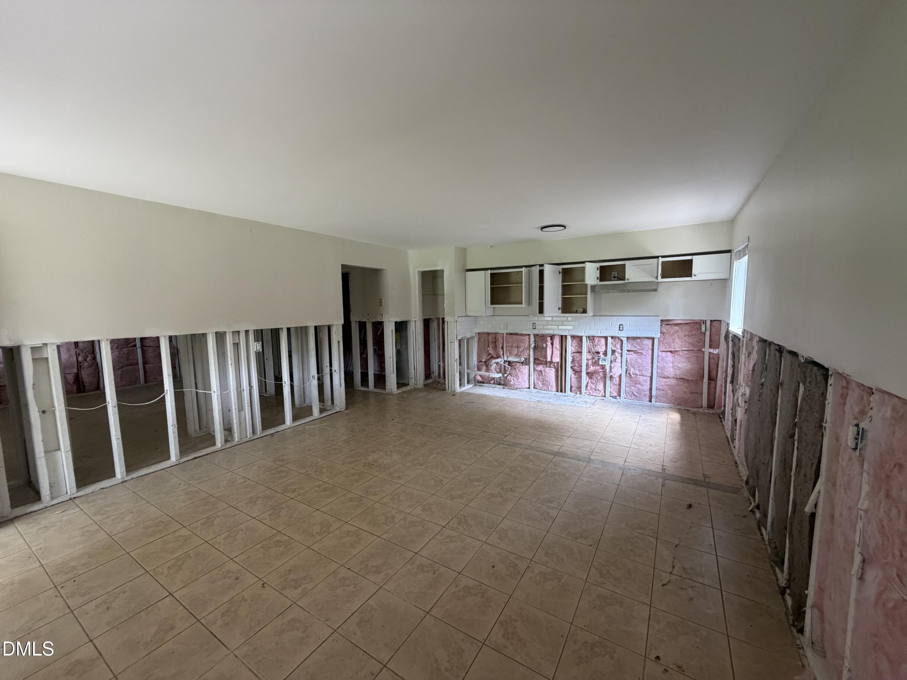 130 S Estes Drive Apt B7 Property Photo 3