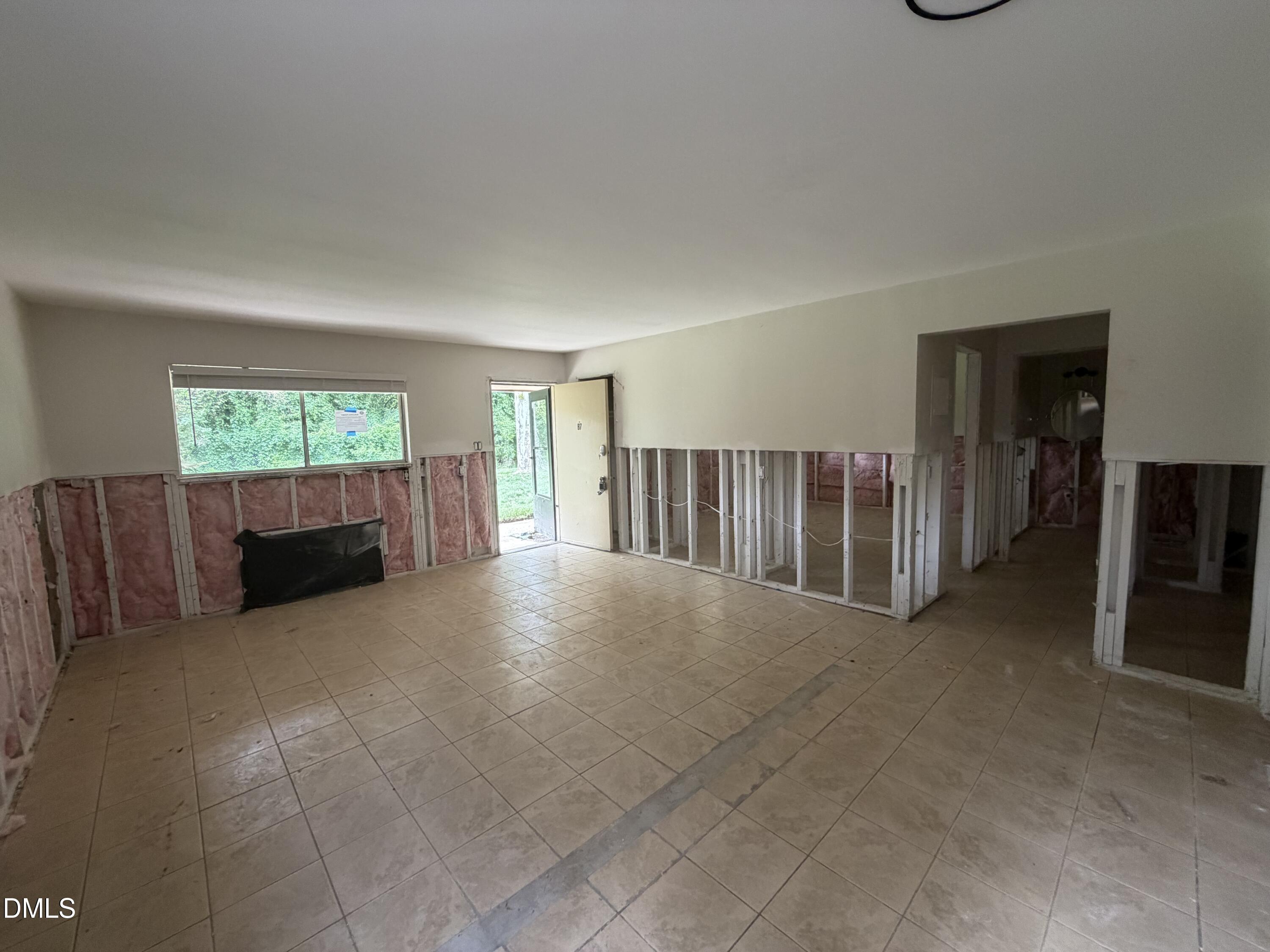 130 S Estes Drive Apt B7 Property Photo 4