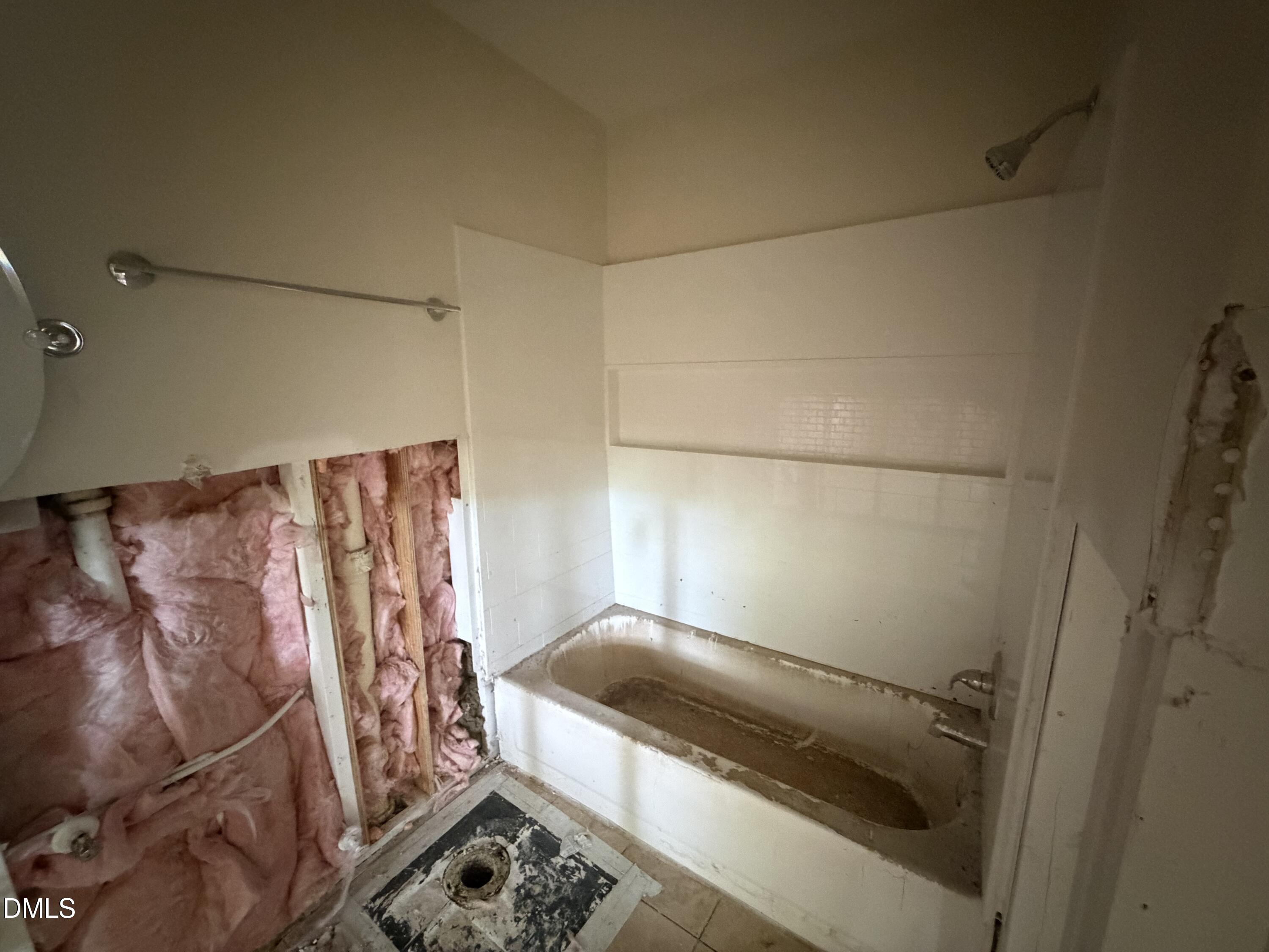 130 S Estes Drive Apt B7 Property Photo 8