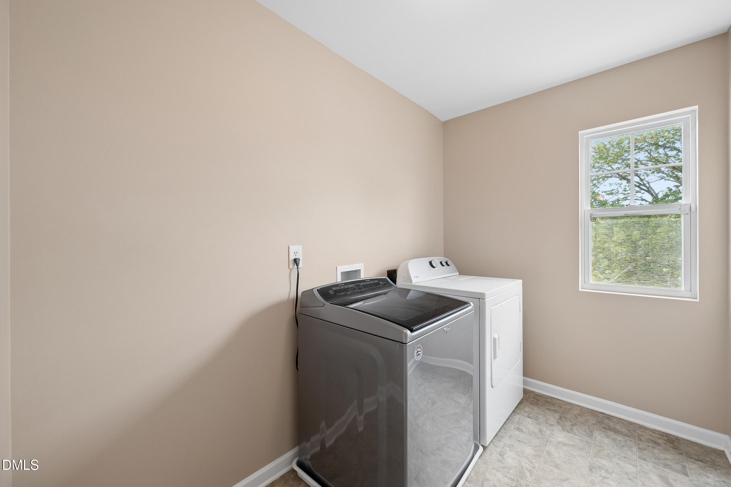 2505 Ferdinand Drive Property Photo 28