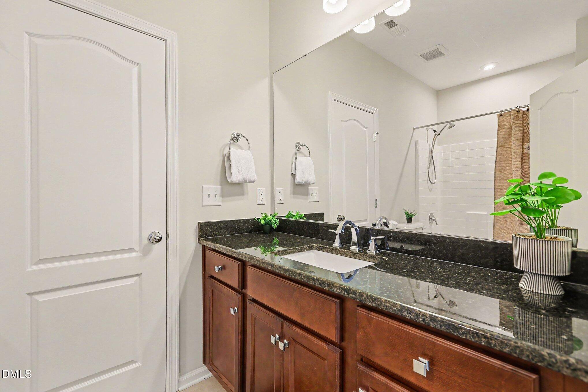 522 Brunello Drive Property Photo 23